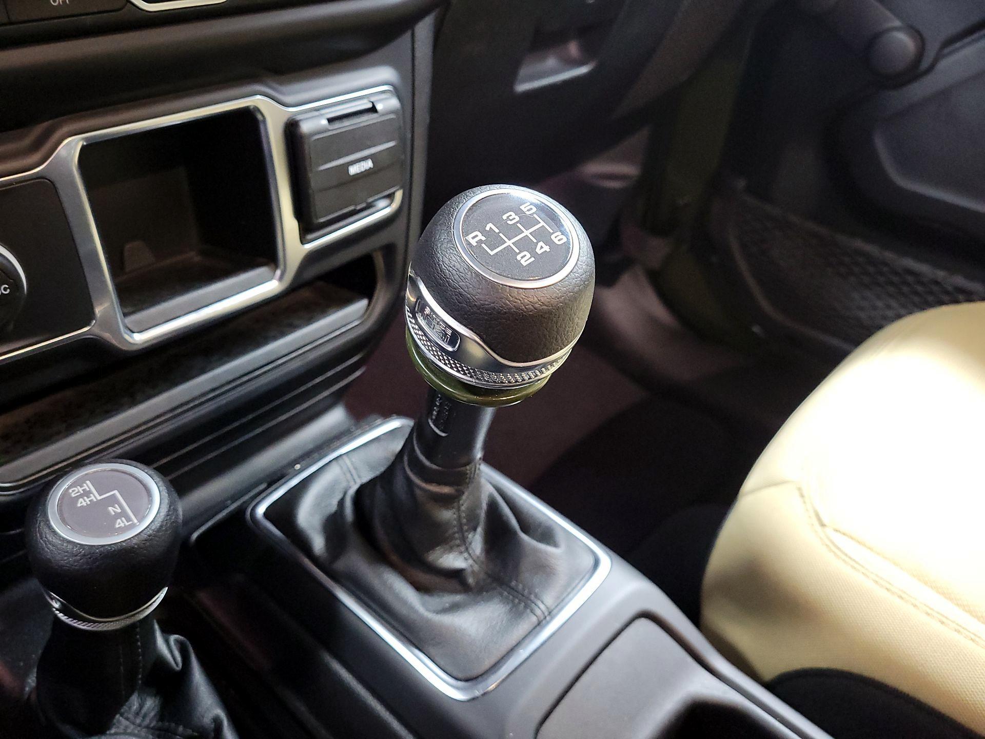 Thumbnail: 2023 Jeep Wrangler - 17