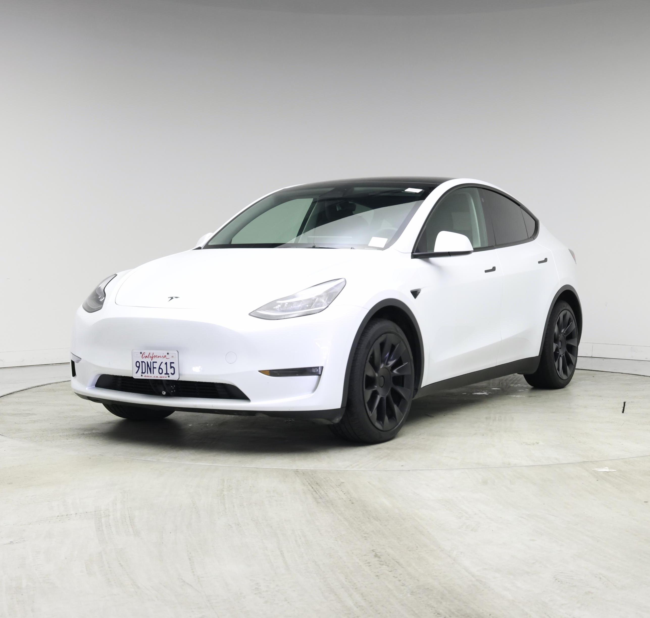 Thumbnail: 2023 Tesla Model Y - 4