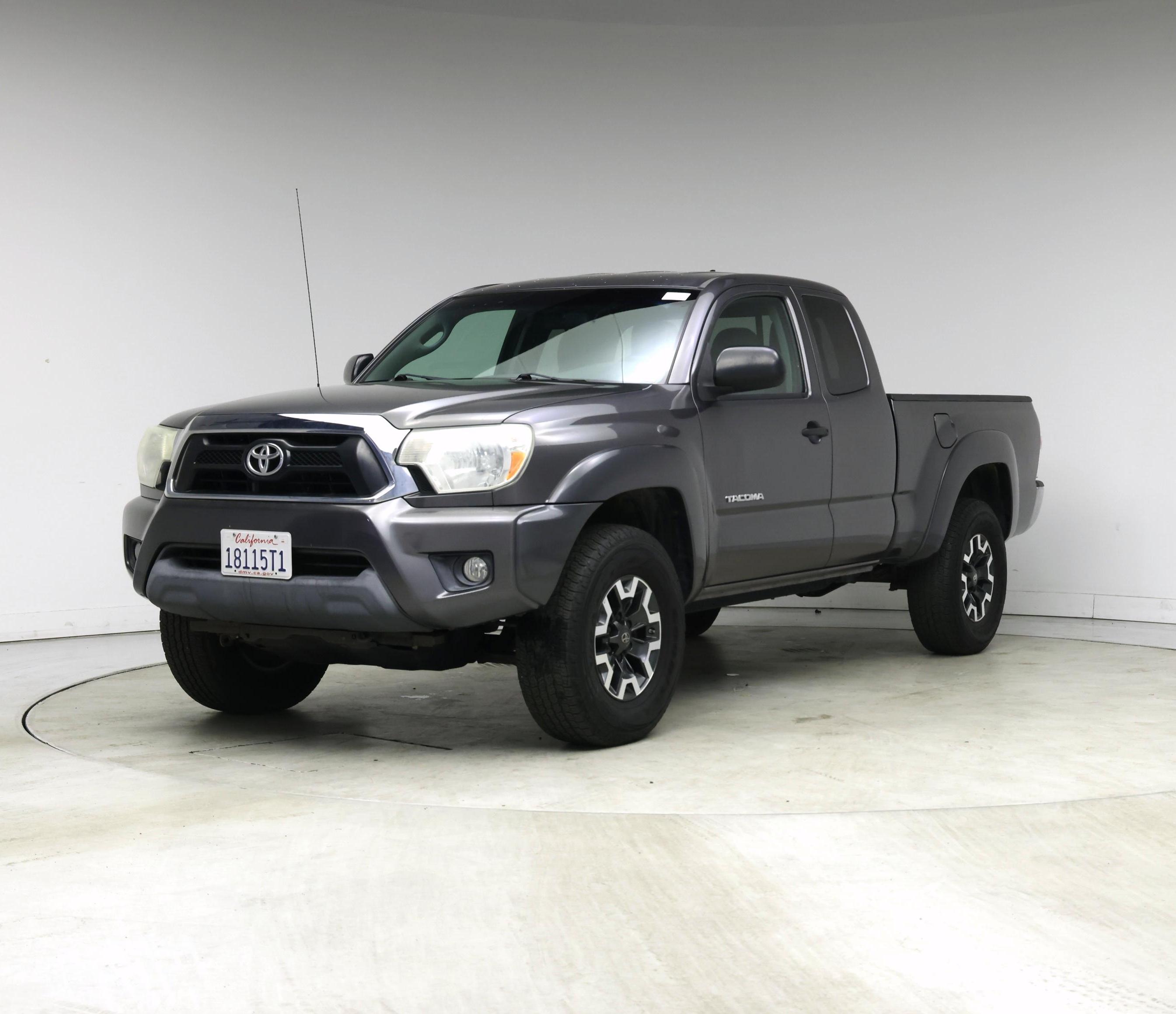 Thumbnail: 2015 Toyota Tacoma - 4