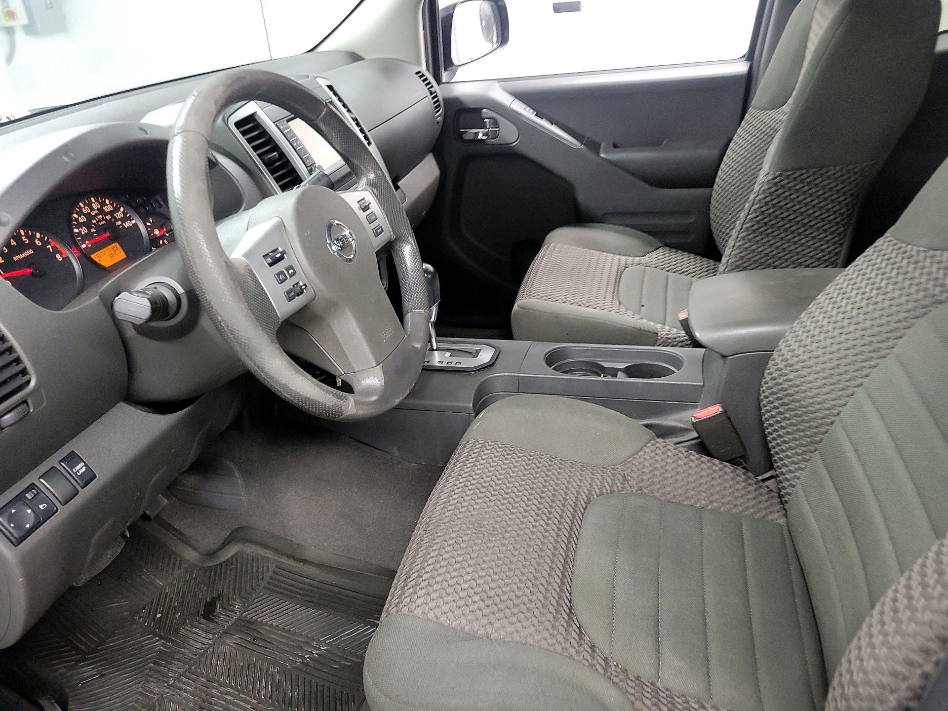 Thumbnail: 2020 Nissan Frontier - 11