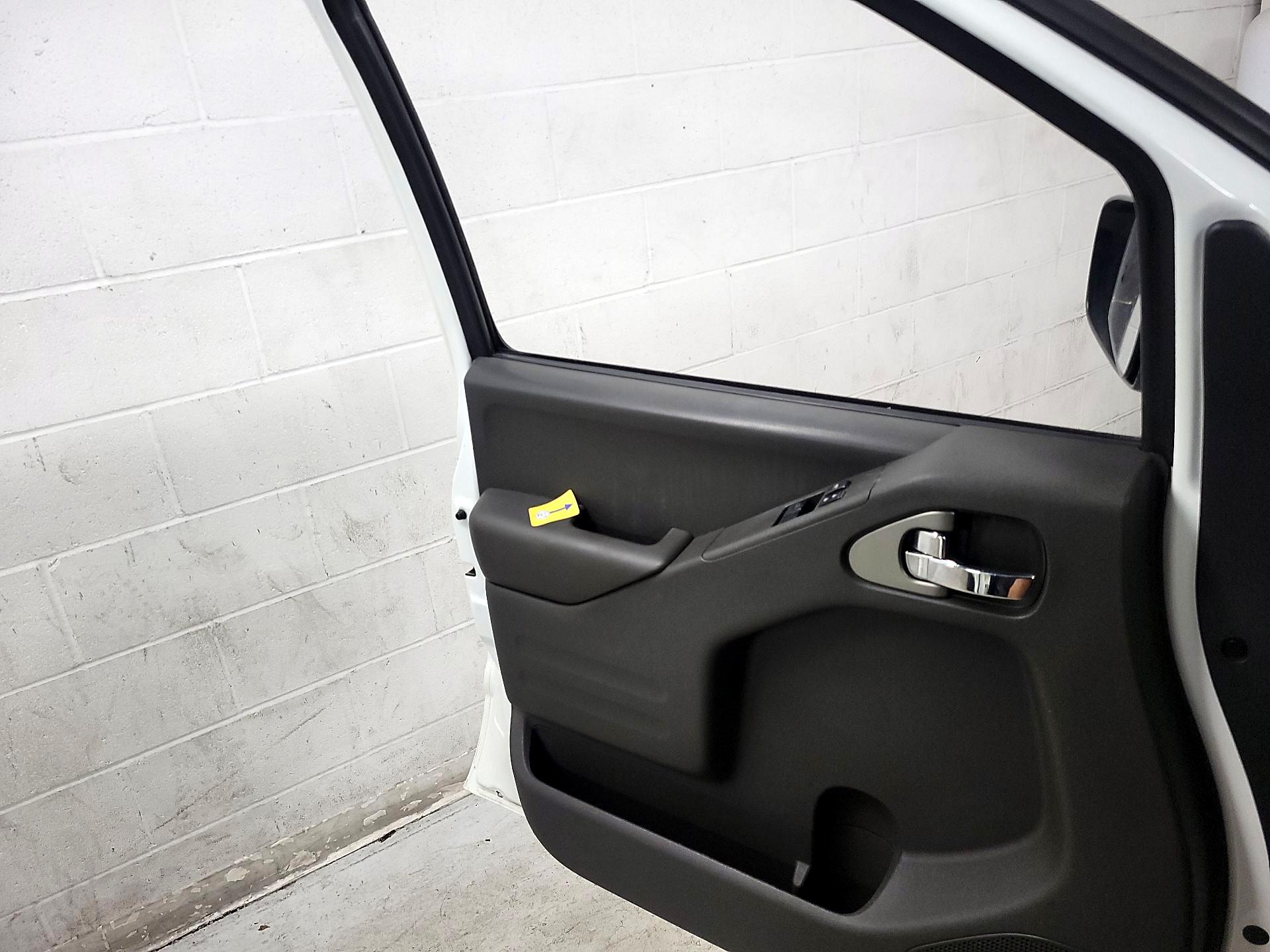 Thumbnail: 2020 Nissan Frontier - 12