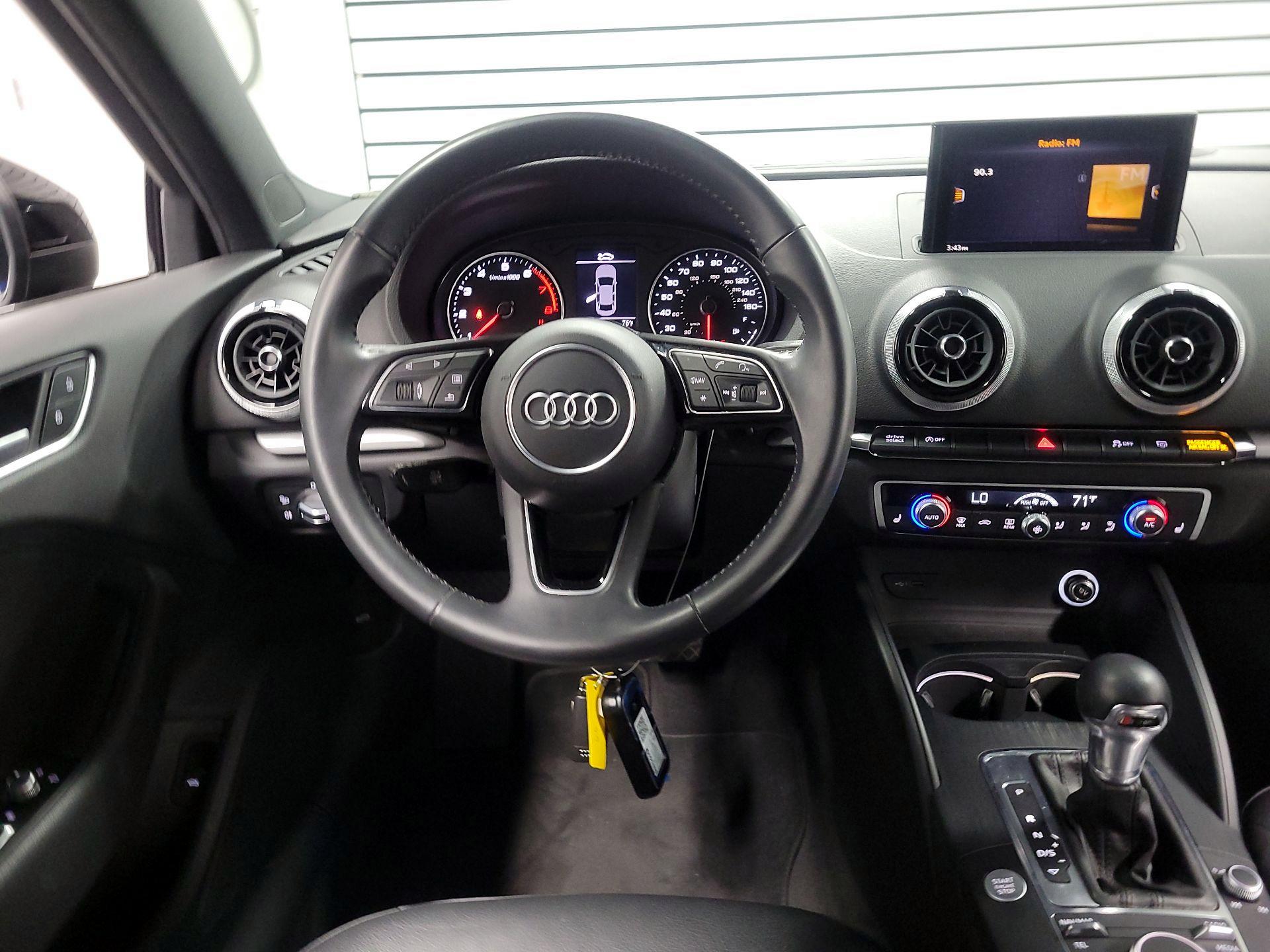 Thumbnail: 2019 Audi A3 - 10