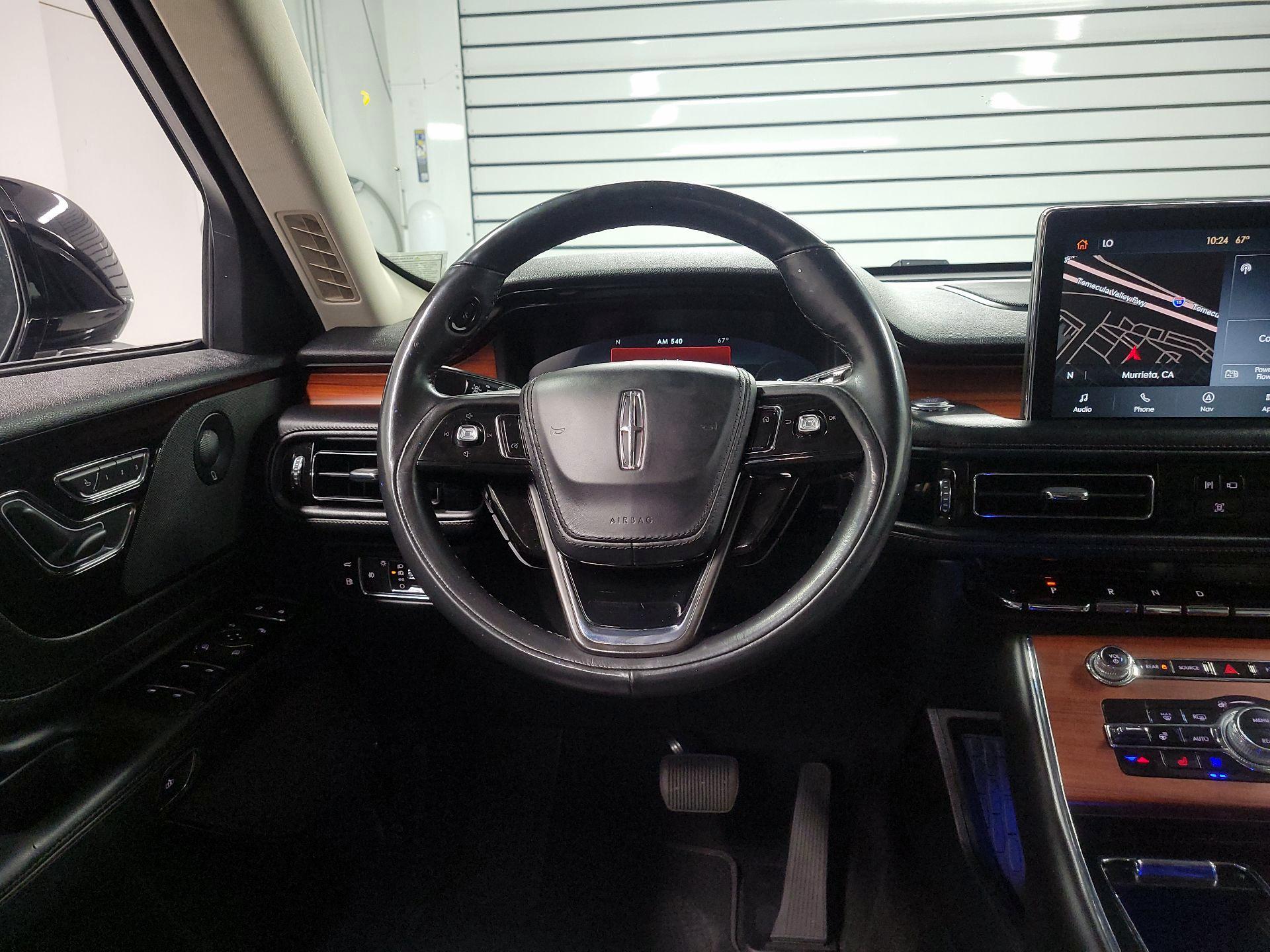 Thumbnail: 2022 Lincoln Aviator - 10