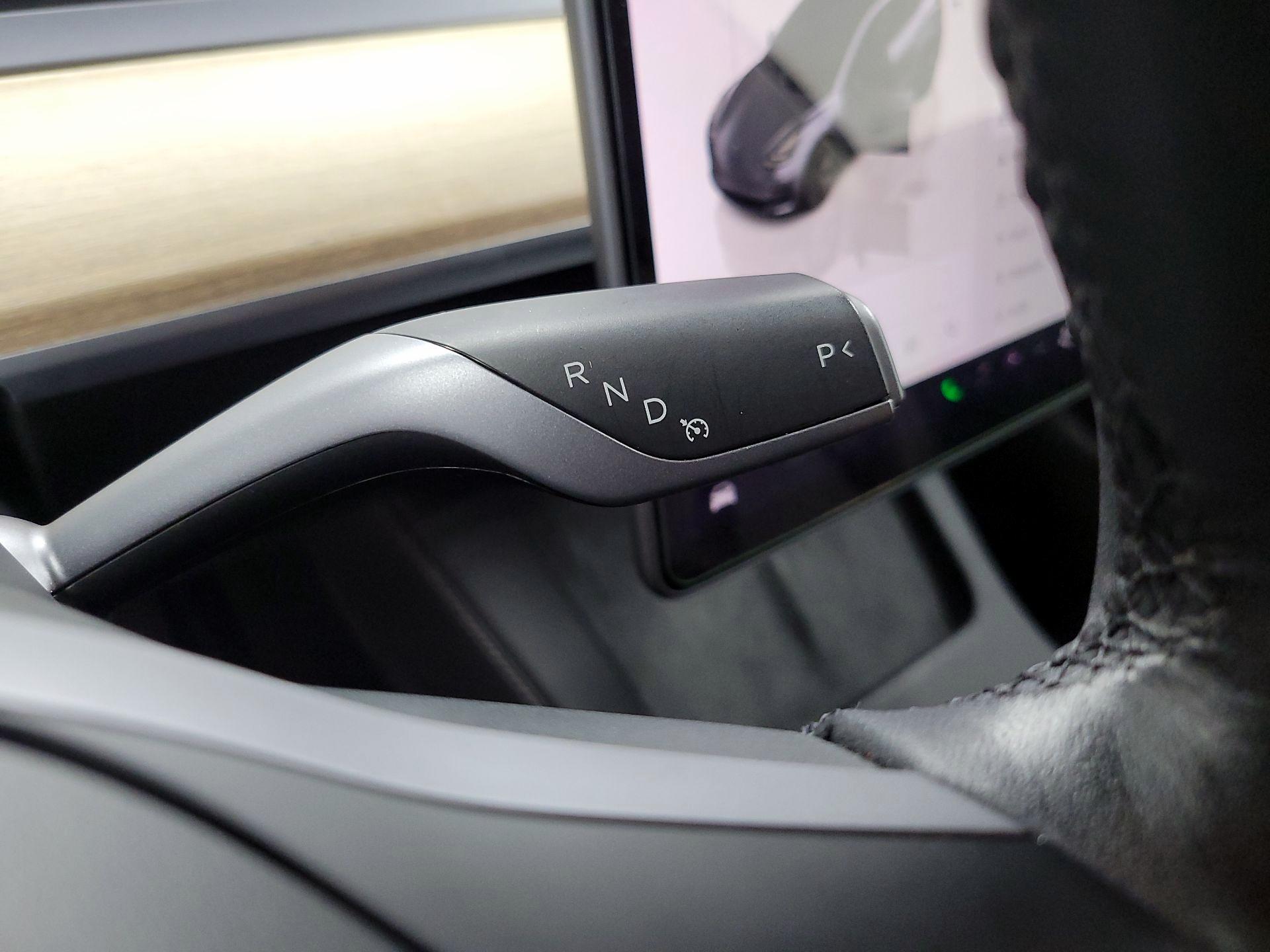 Thumbnail: 2023 Tesla Model 3 - 16