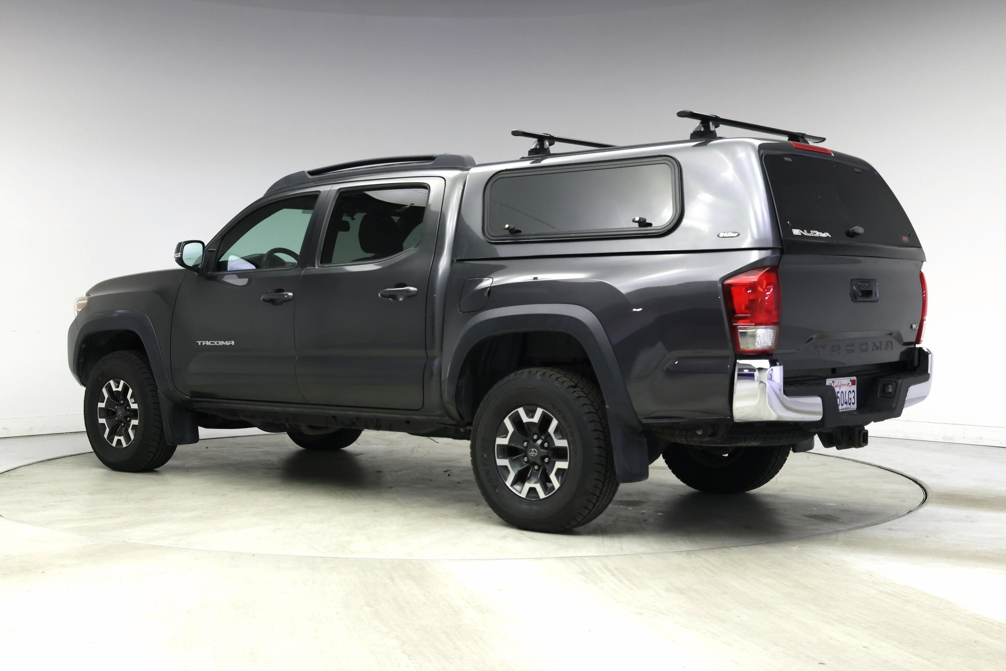 Thumbnail: 2016 Toyota Tacoma - 2