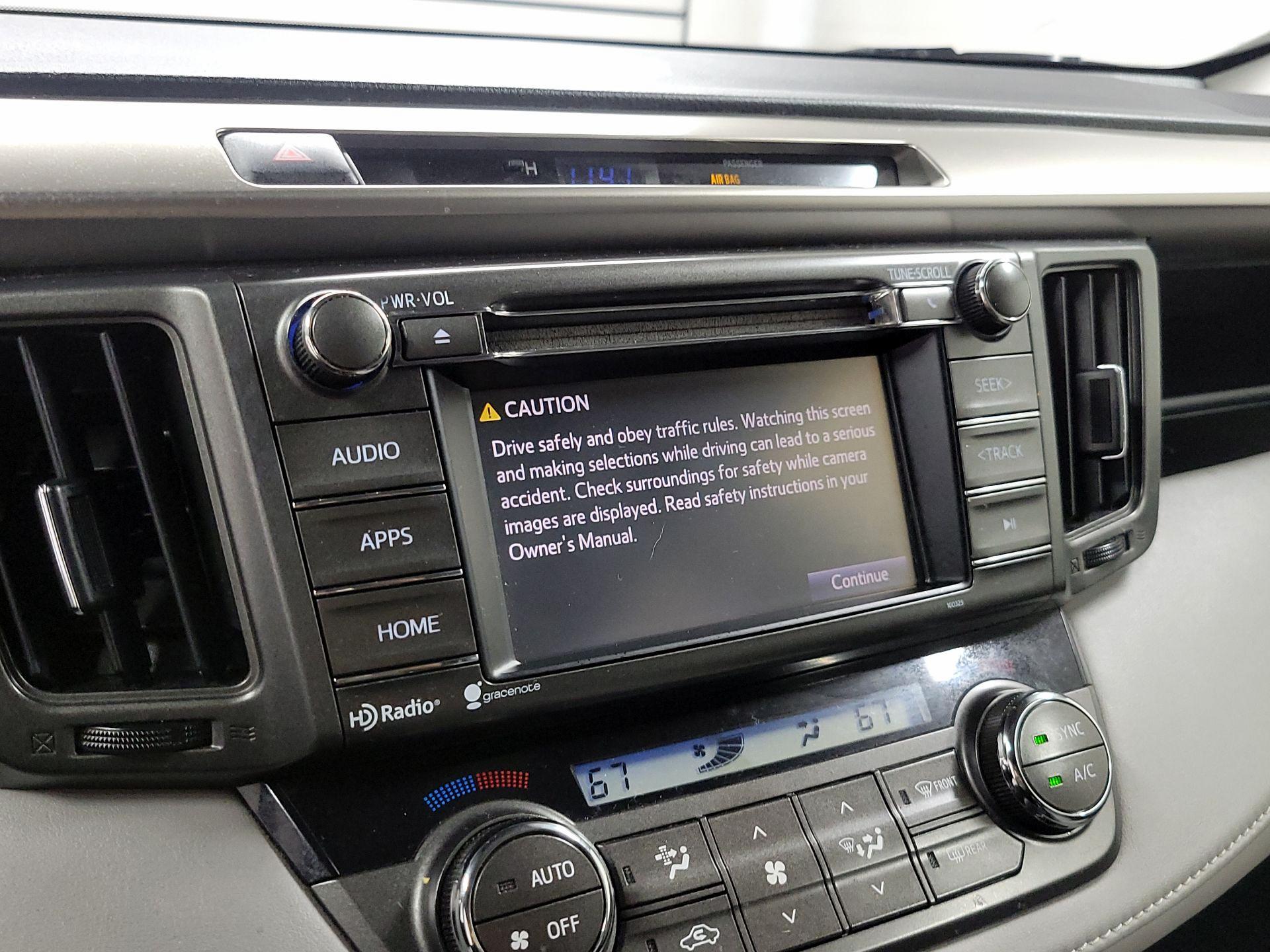 Thumbnail: 2015 Toyota RAV4 - 15