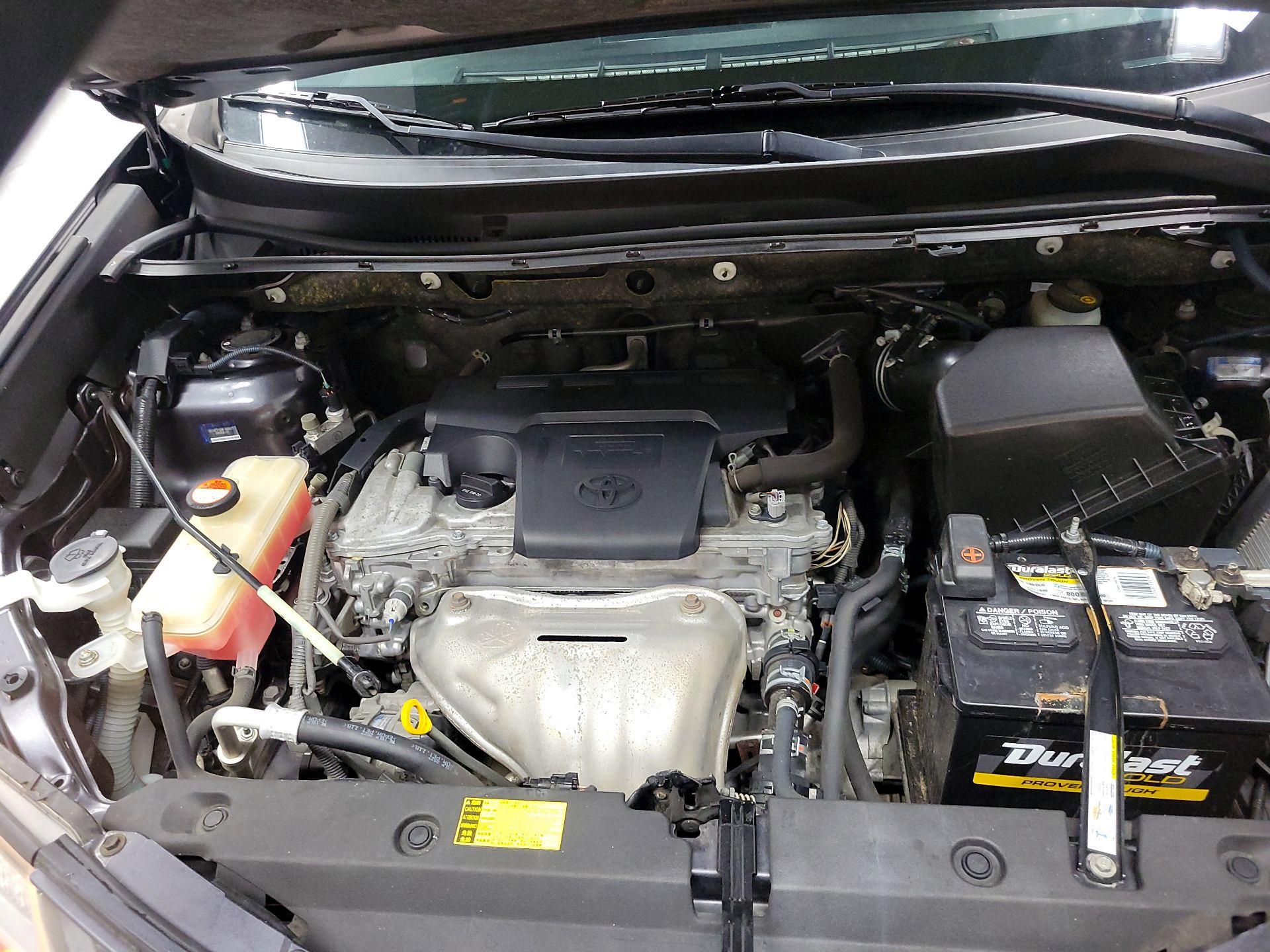 Thumbnail: 2015 Toyota RAV4 - 20