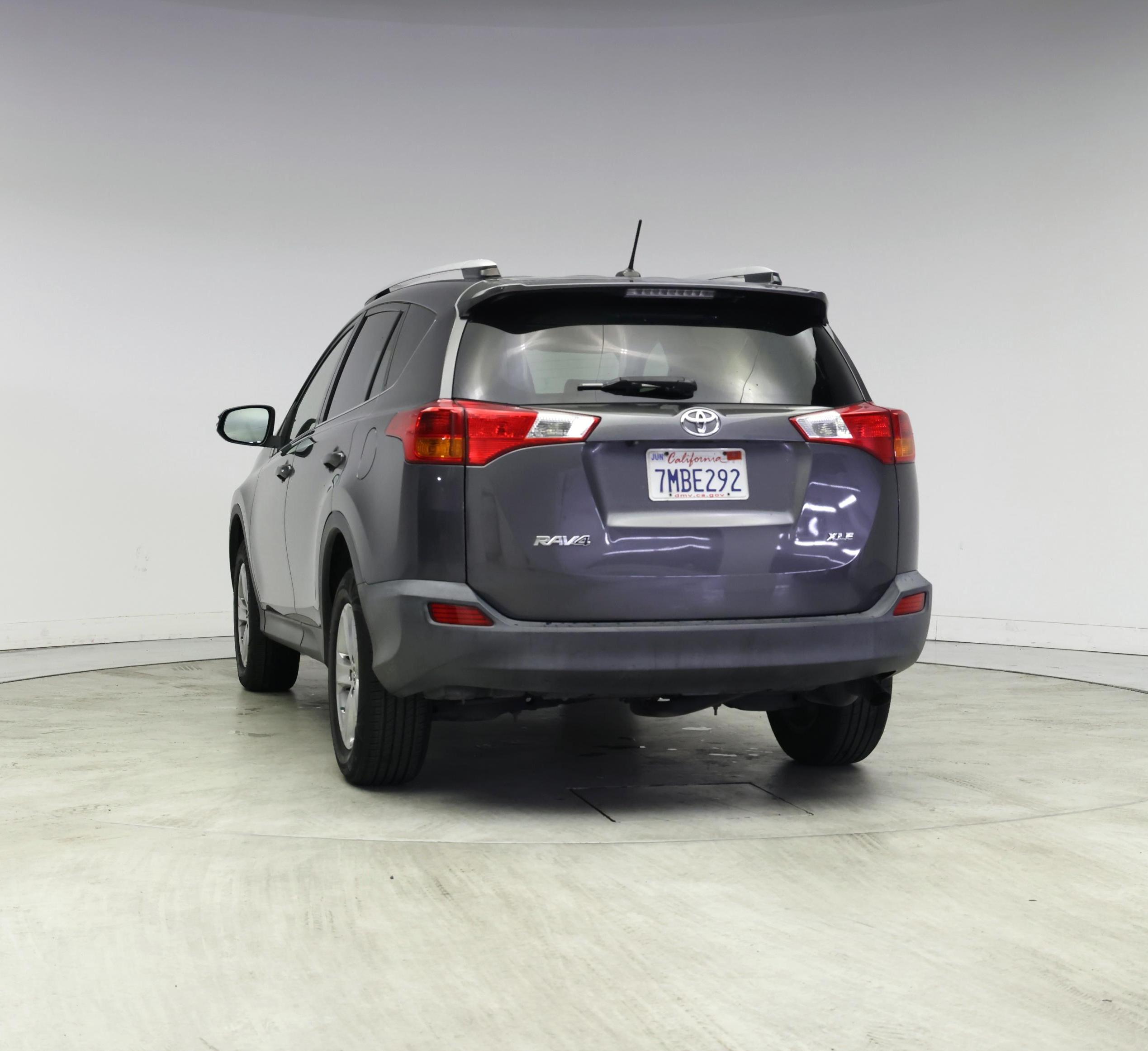 Thumbnail: 2015 Toyota RAV4 - 6