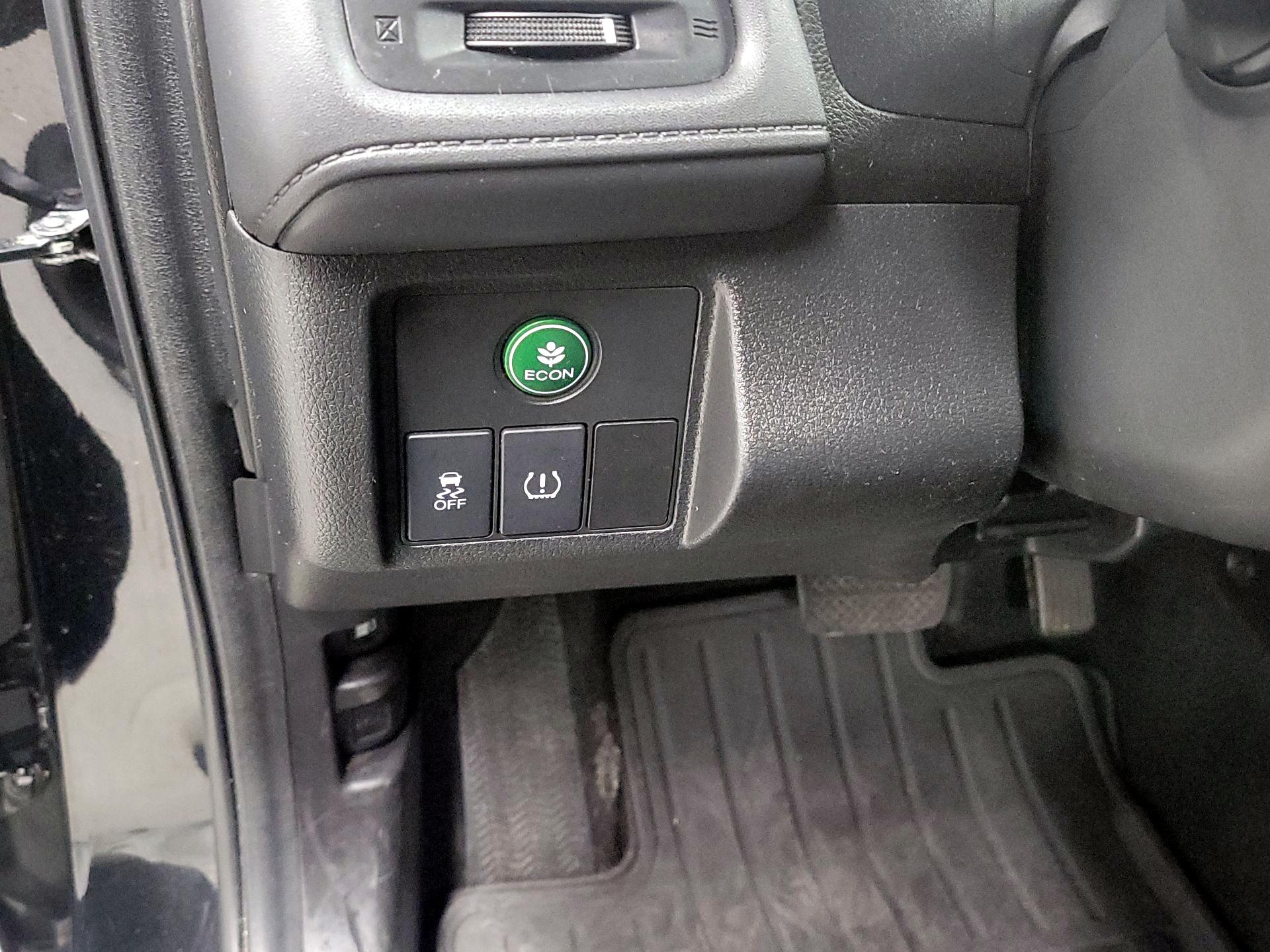 Thumbnail: 2016 Honda HR-V - 13