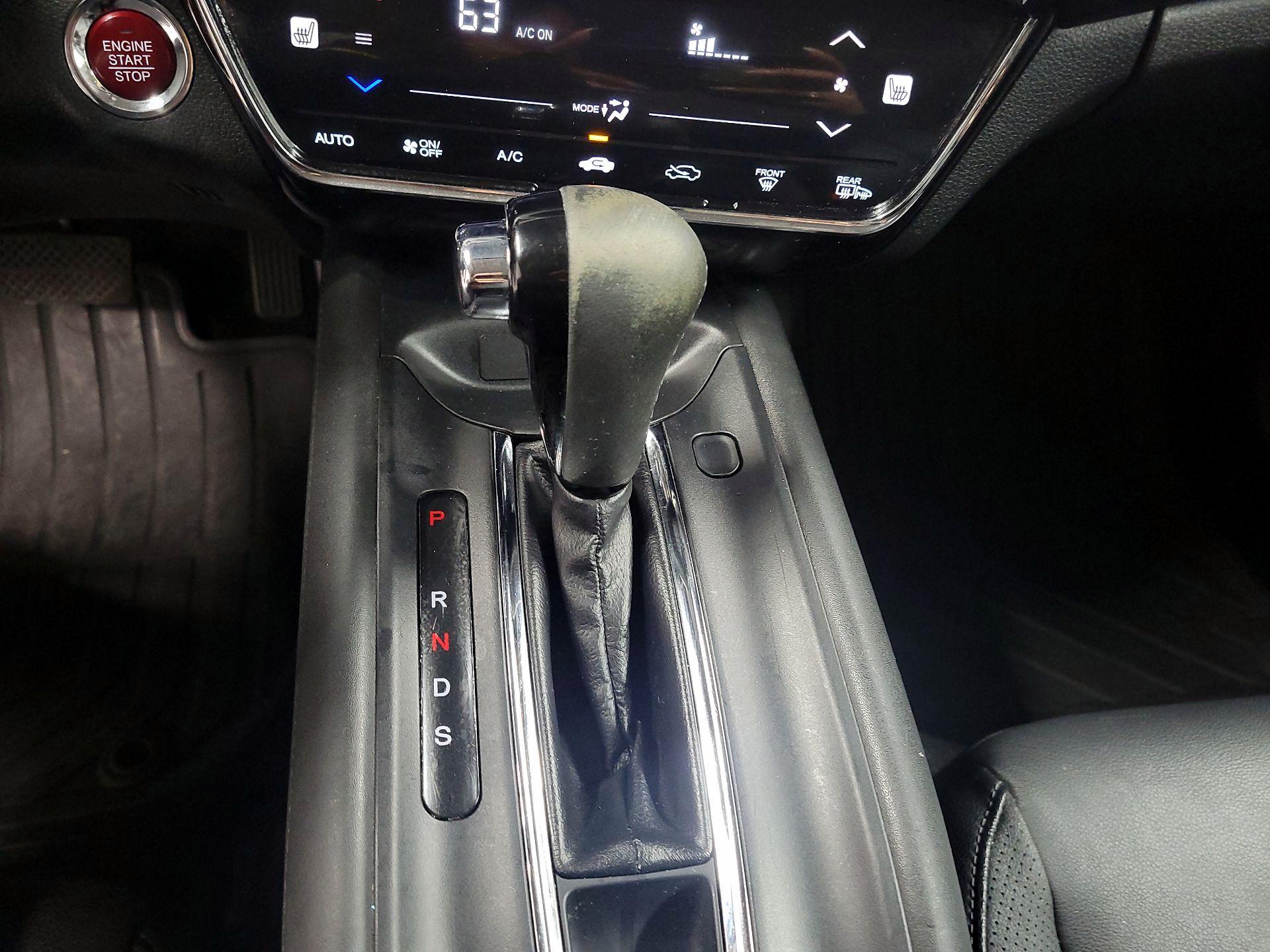 Thumbnail: 2016 Honda HR-V - 17