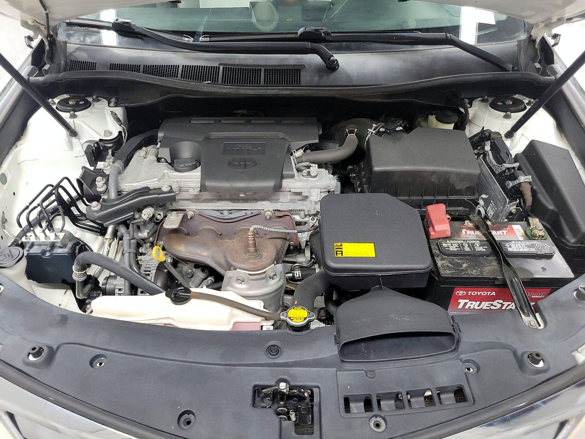 Thumbnail: 2014 Toyota Camry - 19