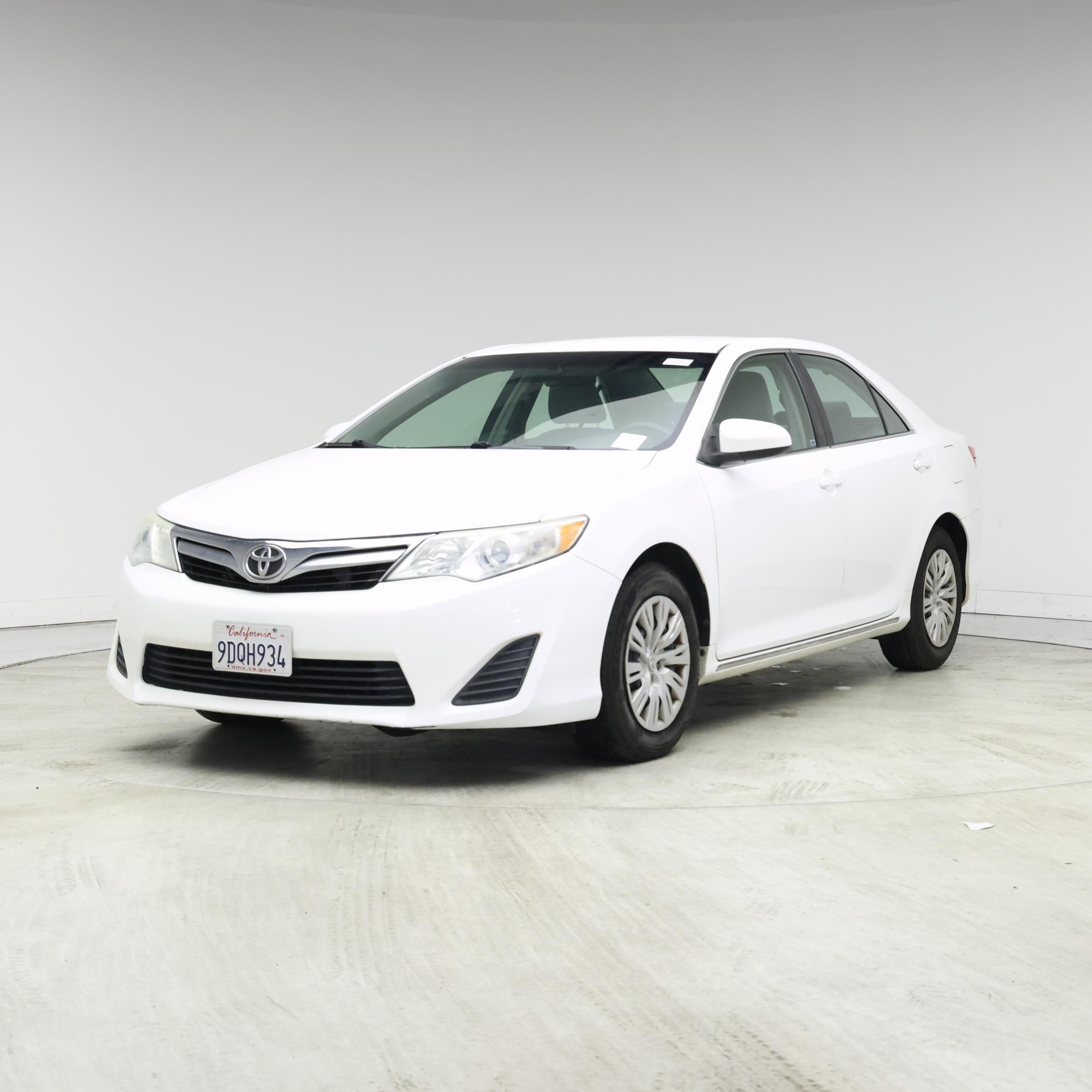 Thumbnail: 2014 Toyota Camry - 4
