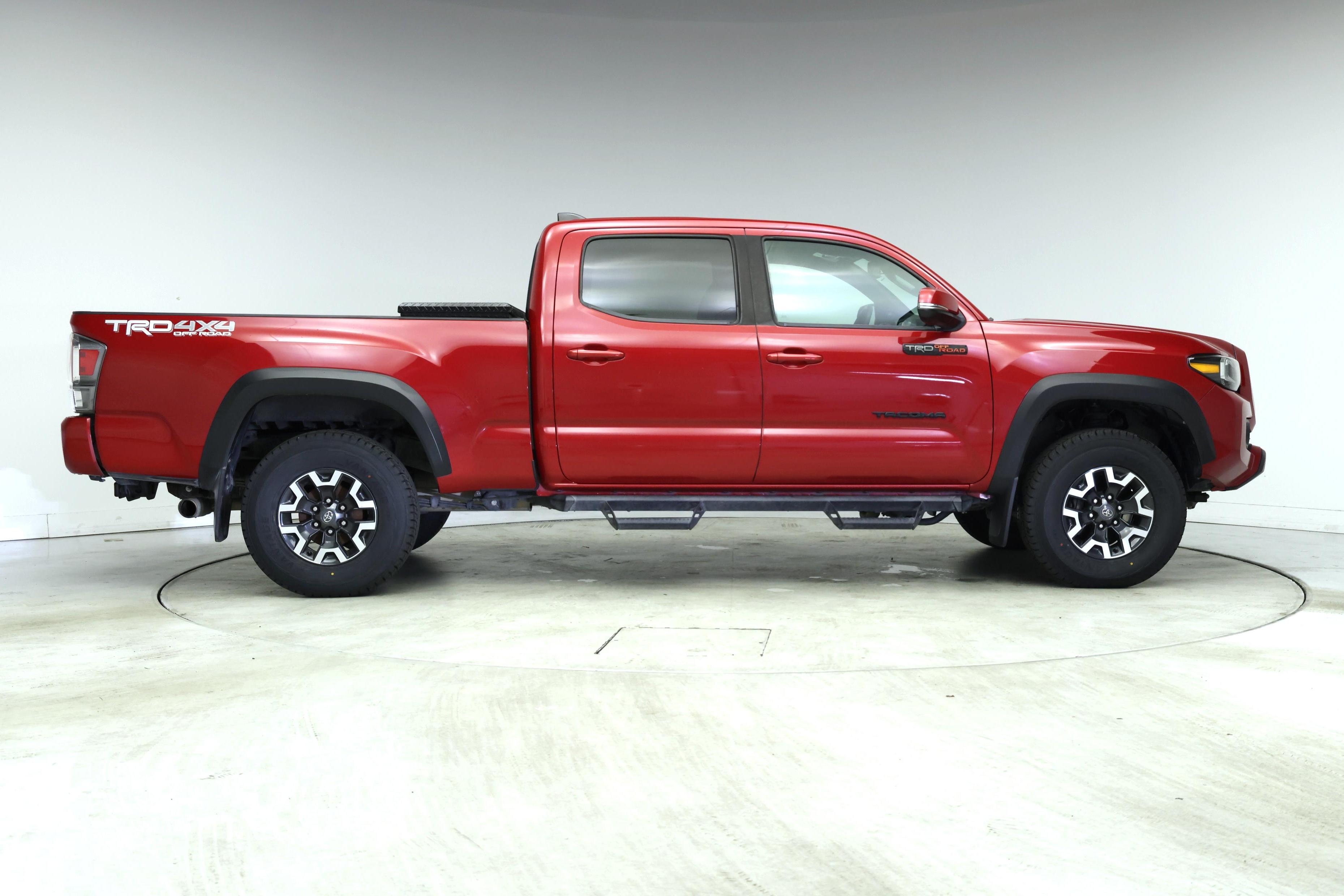 Thumbnail: 2022 Toyota Tacoma - 7