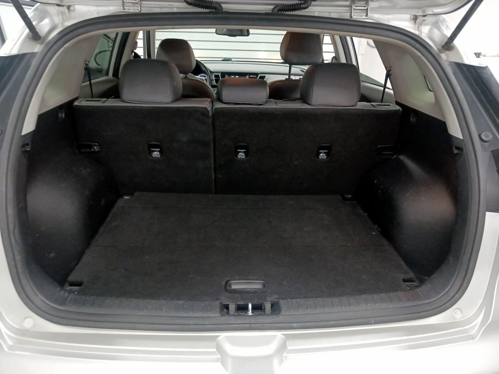 Thumbnail: 2019 Kia Niro - 18