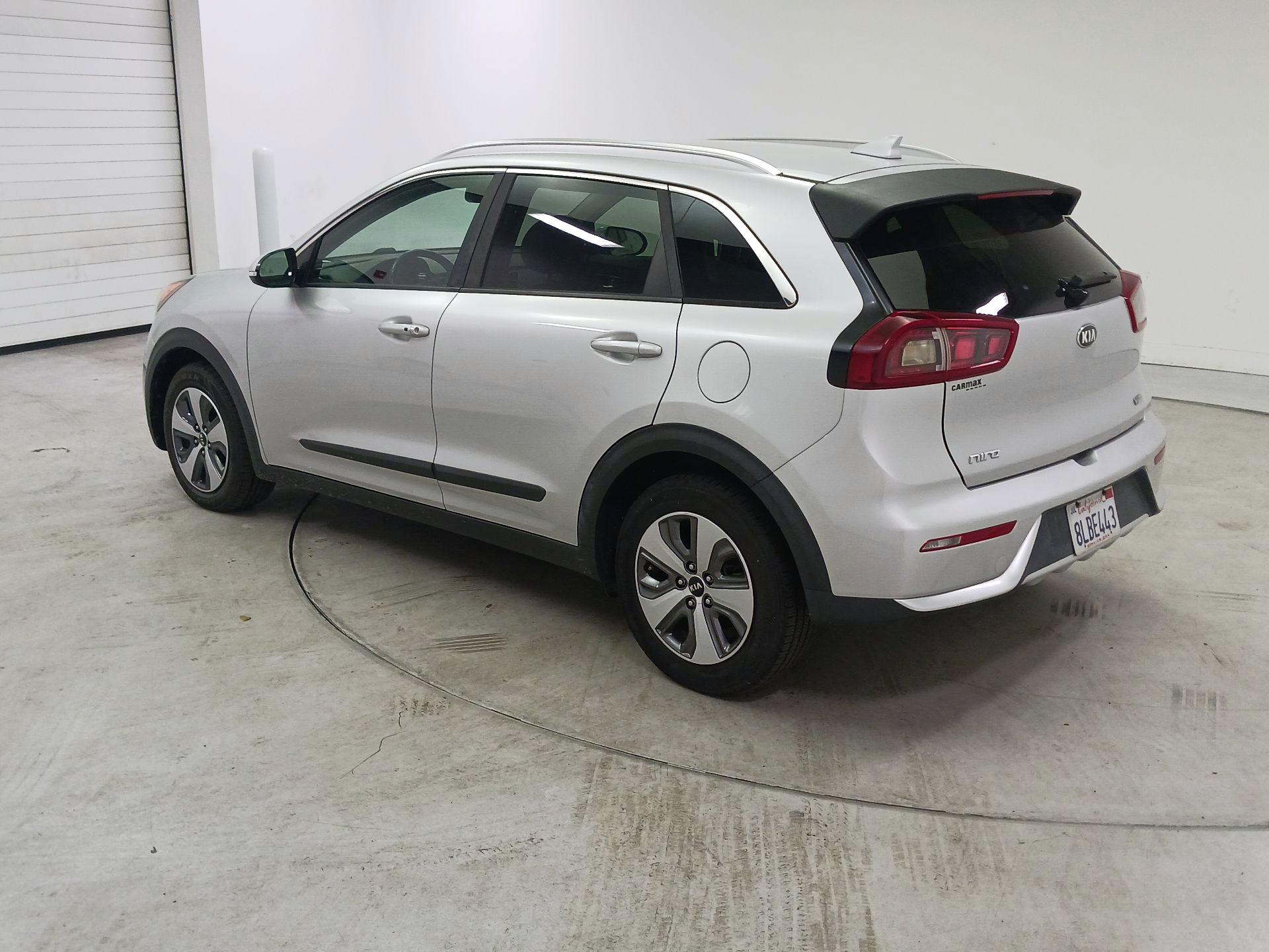 Thumbnail: 2019 Kia Niro - 7