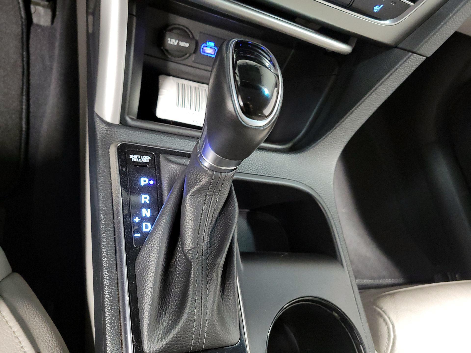 Thumbnail: 2017 Hyundai Sonata - 16