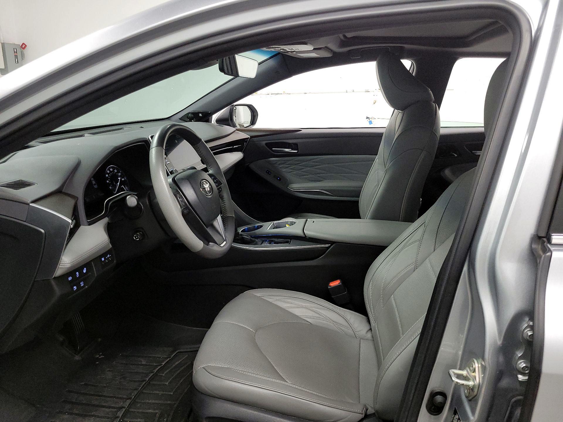 Thumbnail: 2019 Toyota Avalon - 11