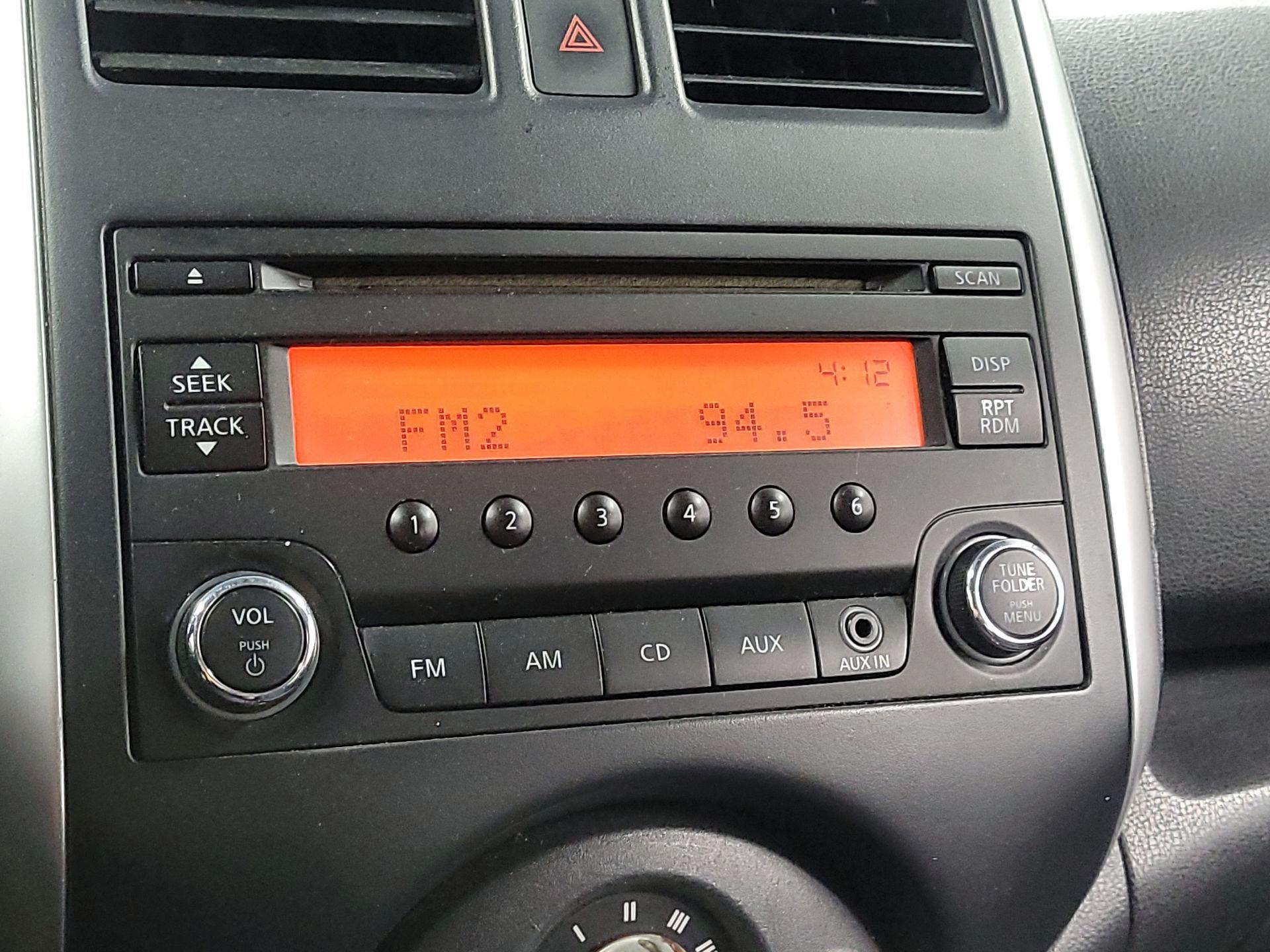 Thumbnail: 2014 Nissan Versa Note - 13