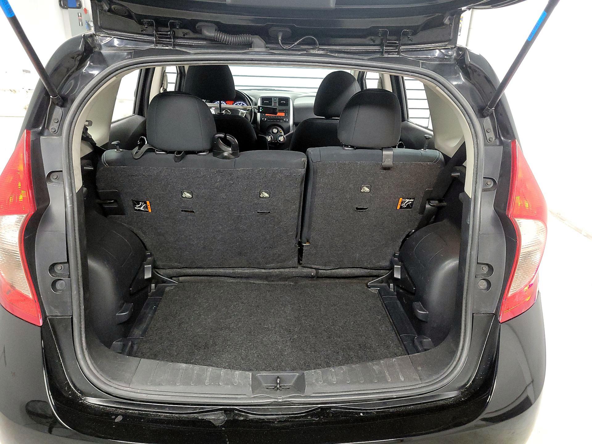 Thumbnail: 2014 Nissan Versa Note - 17