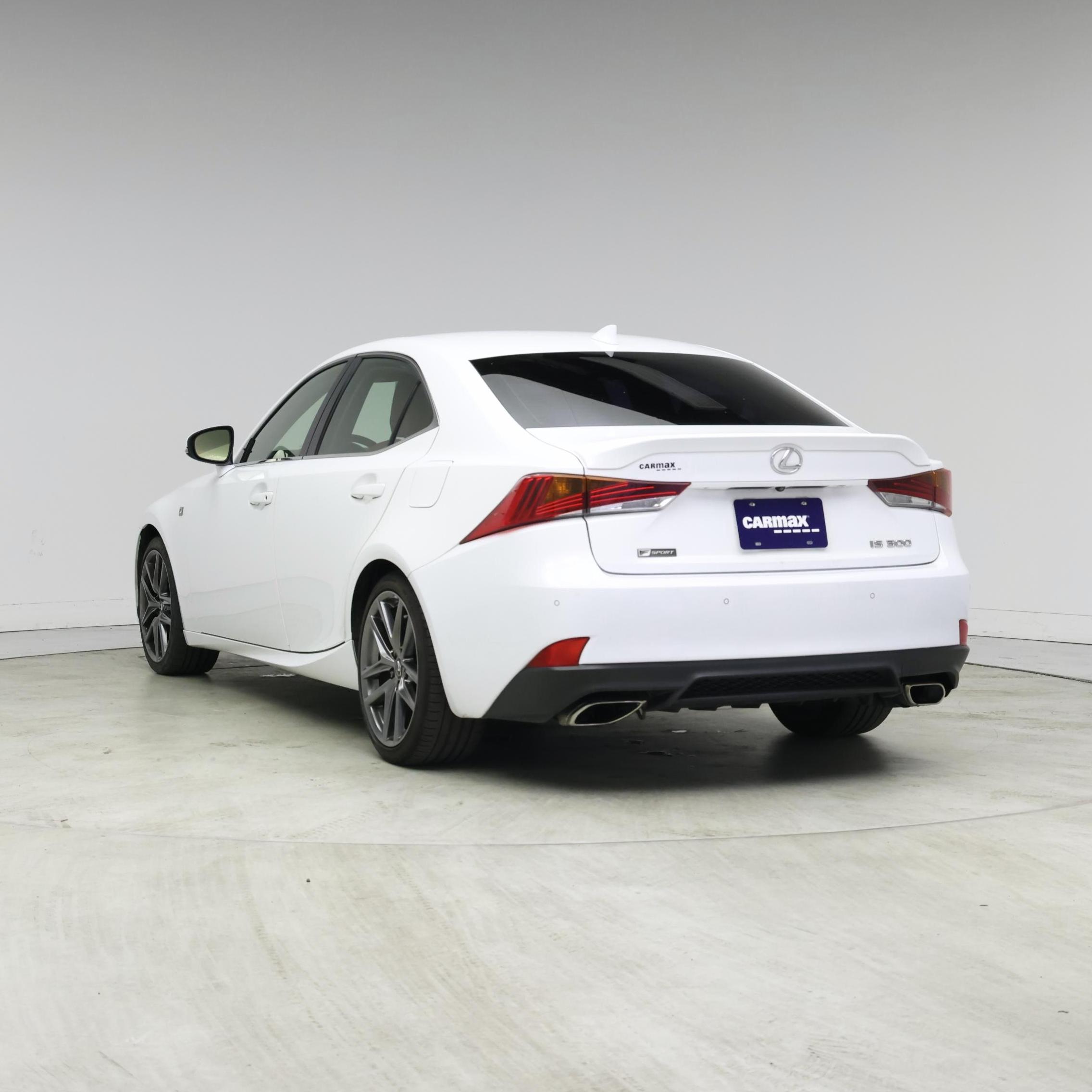 Thumbnail: 2019 Lexus IS - 2