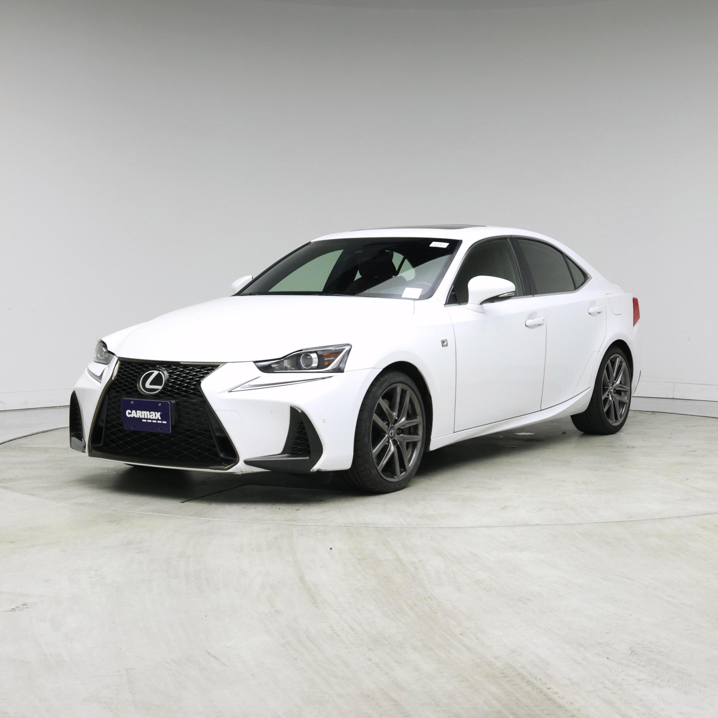 Thumbnail: 2019 Lexus IS - 4