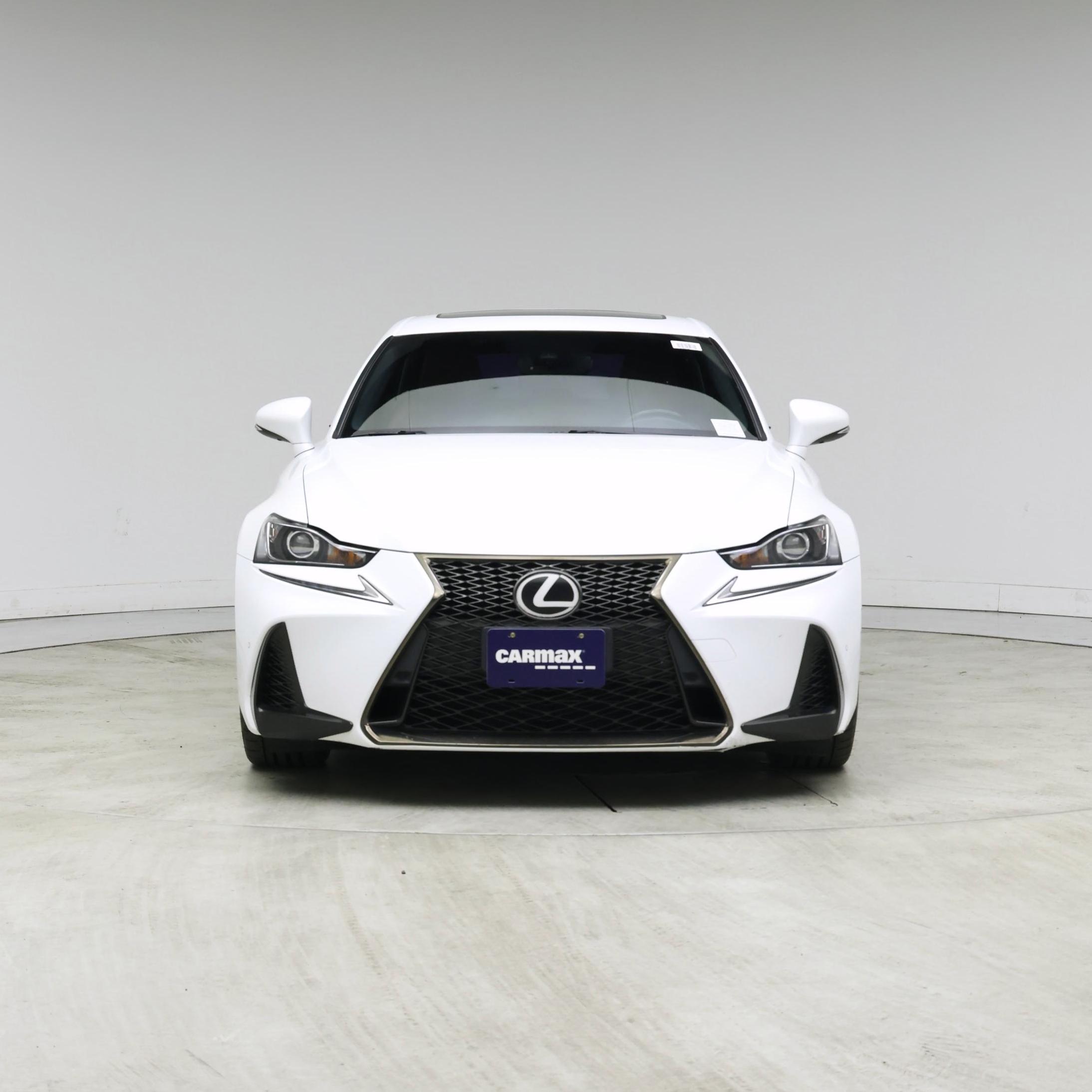 Thumbnail: 2019 Lexus IS - 5