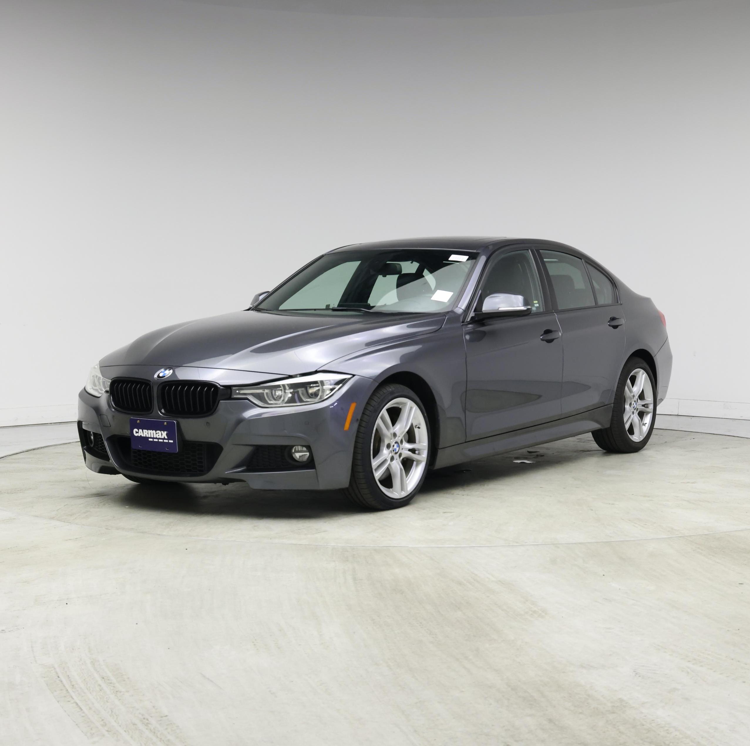 Thumbnail: 2017 BMW 3 Series - 4