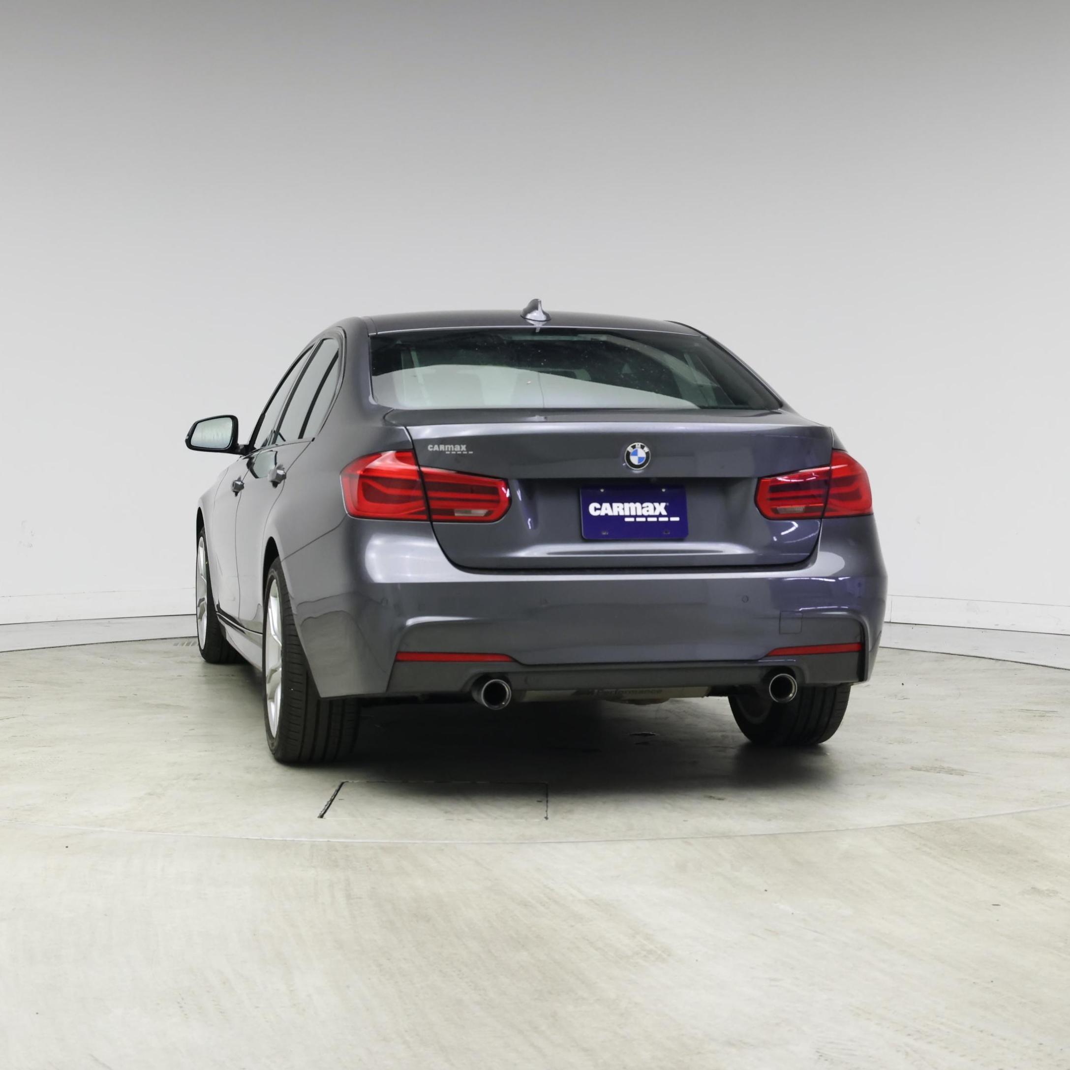 Thumbnail: 2017 BMW 3 Series - 6