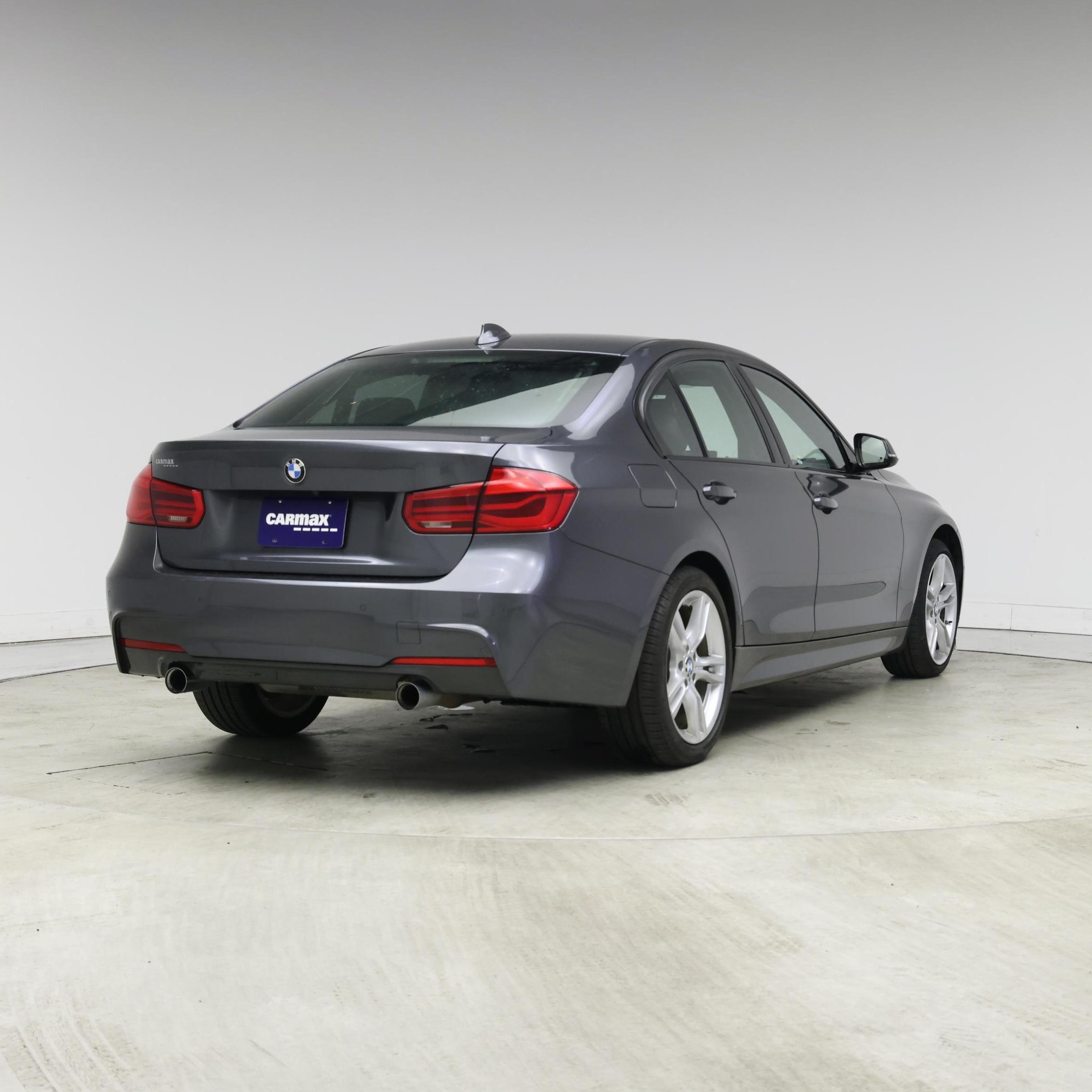 Thumbnail: 2017 BMW 3 Series - 8