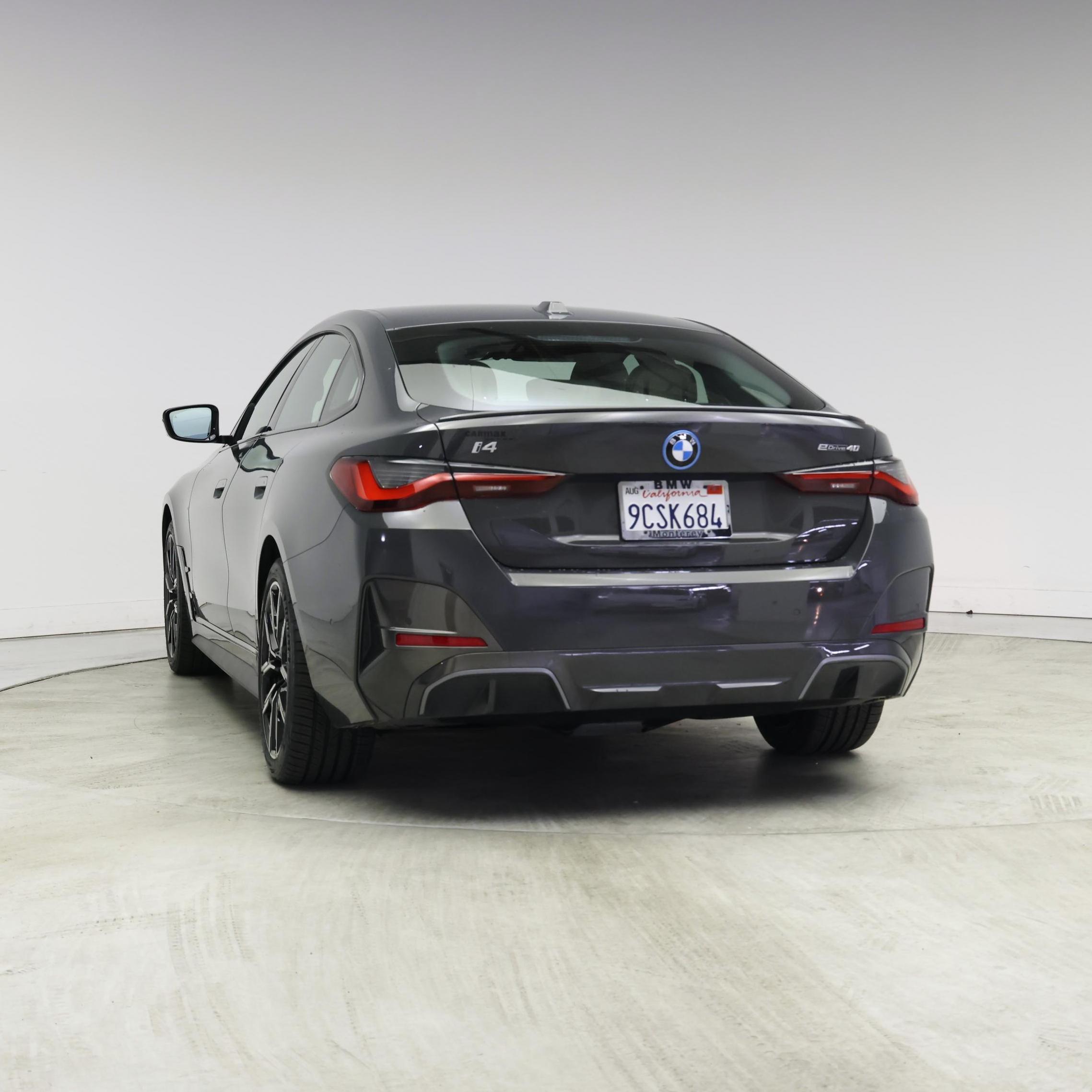 Thumbnail: 2022 BMW i4 - 6