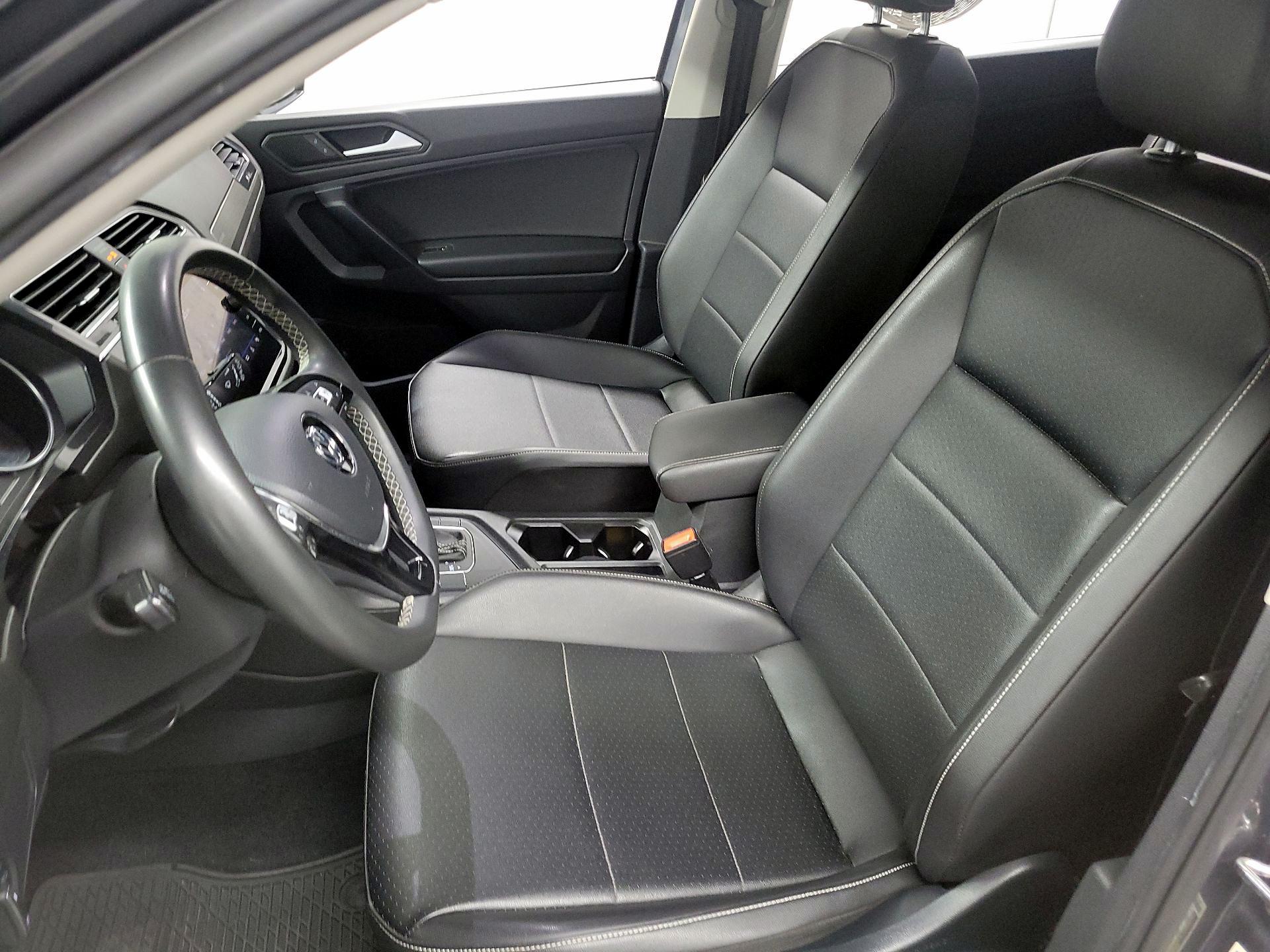 Thumbnail: 2021 Volkswagen Tiguan - 11