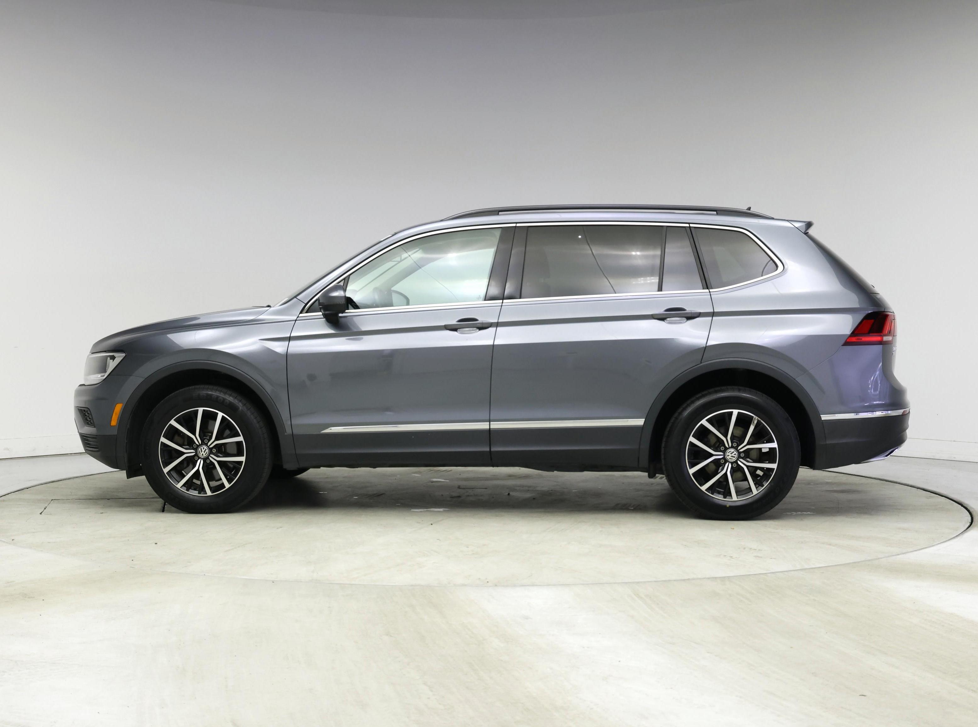 Thumbnail: 2021 Volkswagen Tiguan - 3