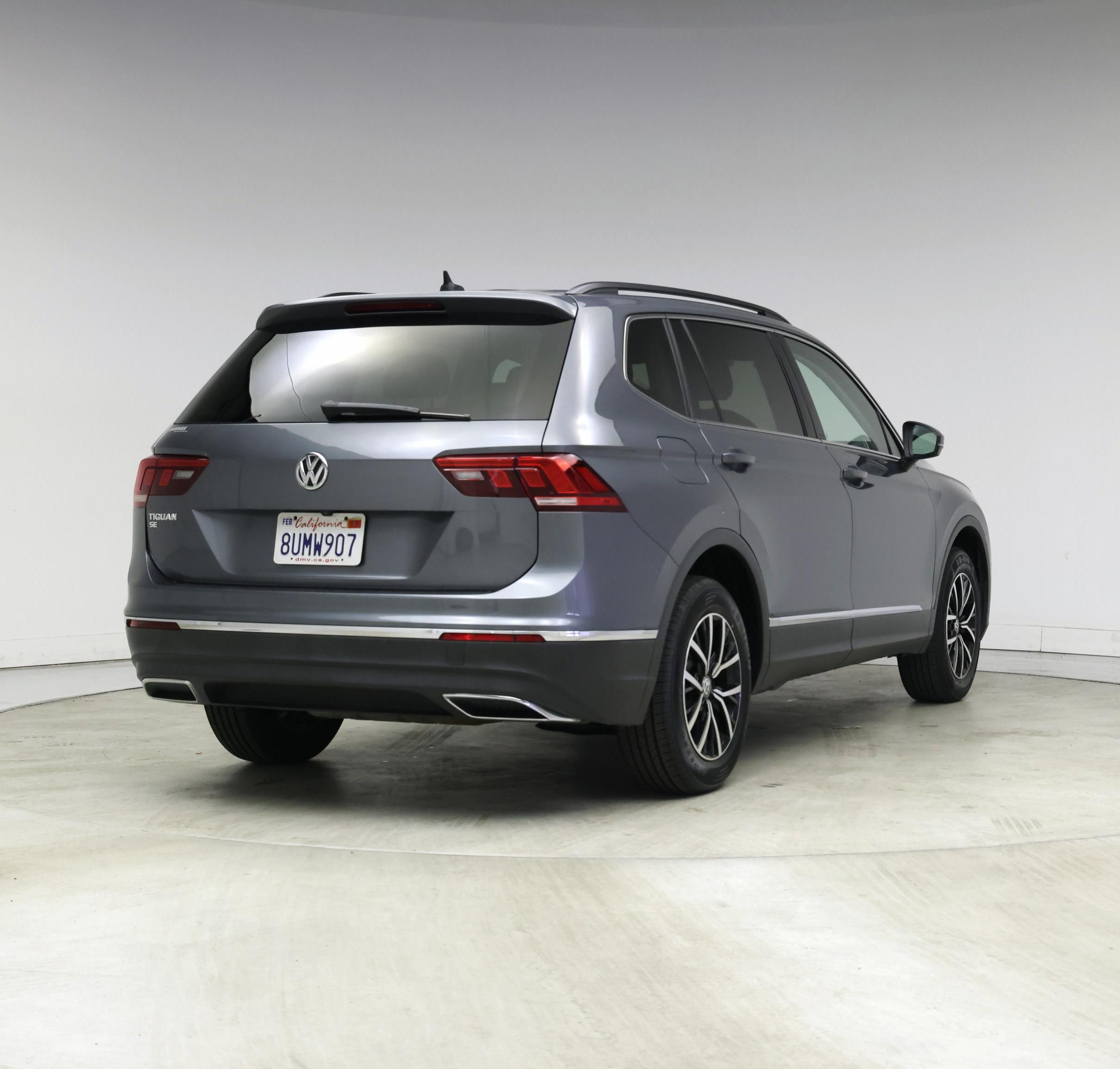 Thumbnail: 2021 Volkswagen Tiguan - 8