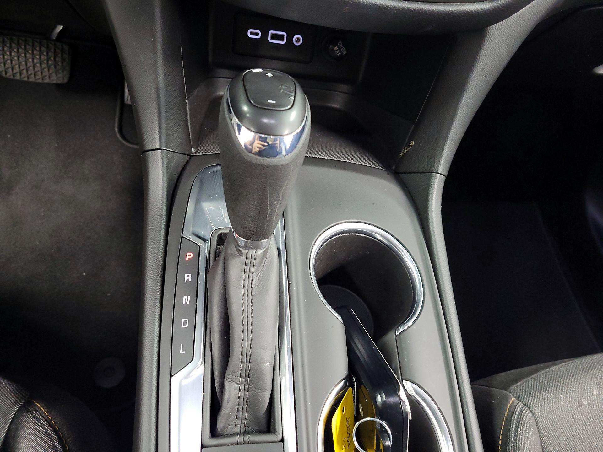Thumbnail: 2020 Chevrolet Equinox - 17