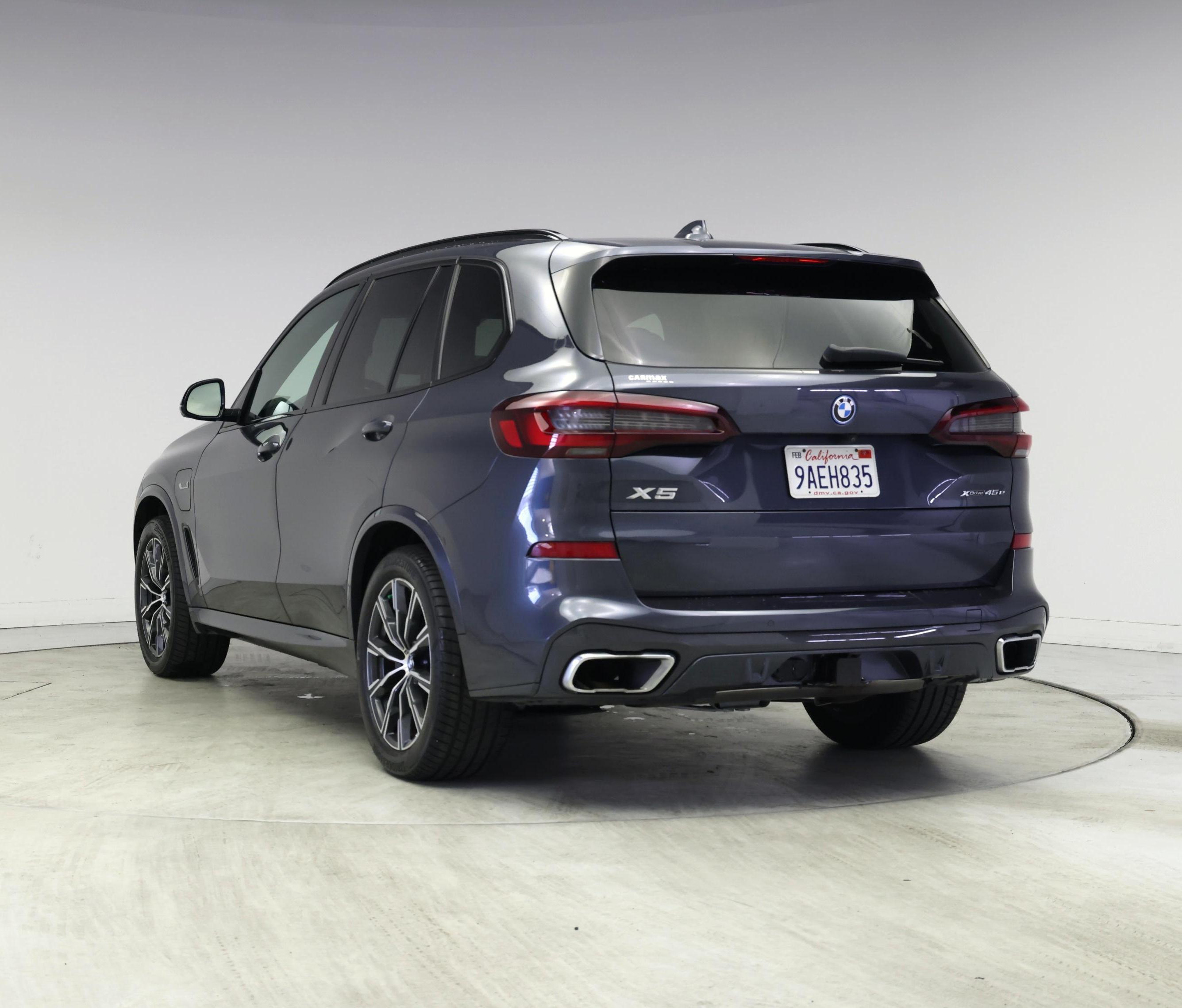 Thumbnail: 2022 BMW X5 - 2