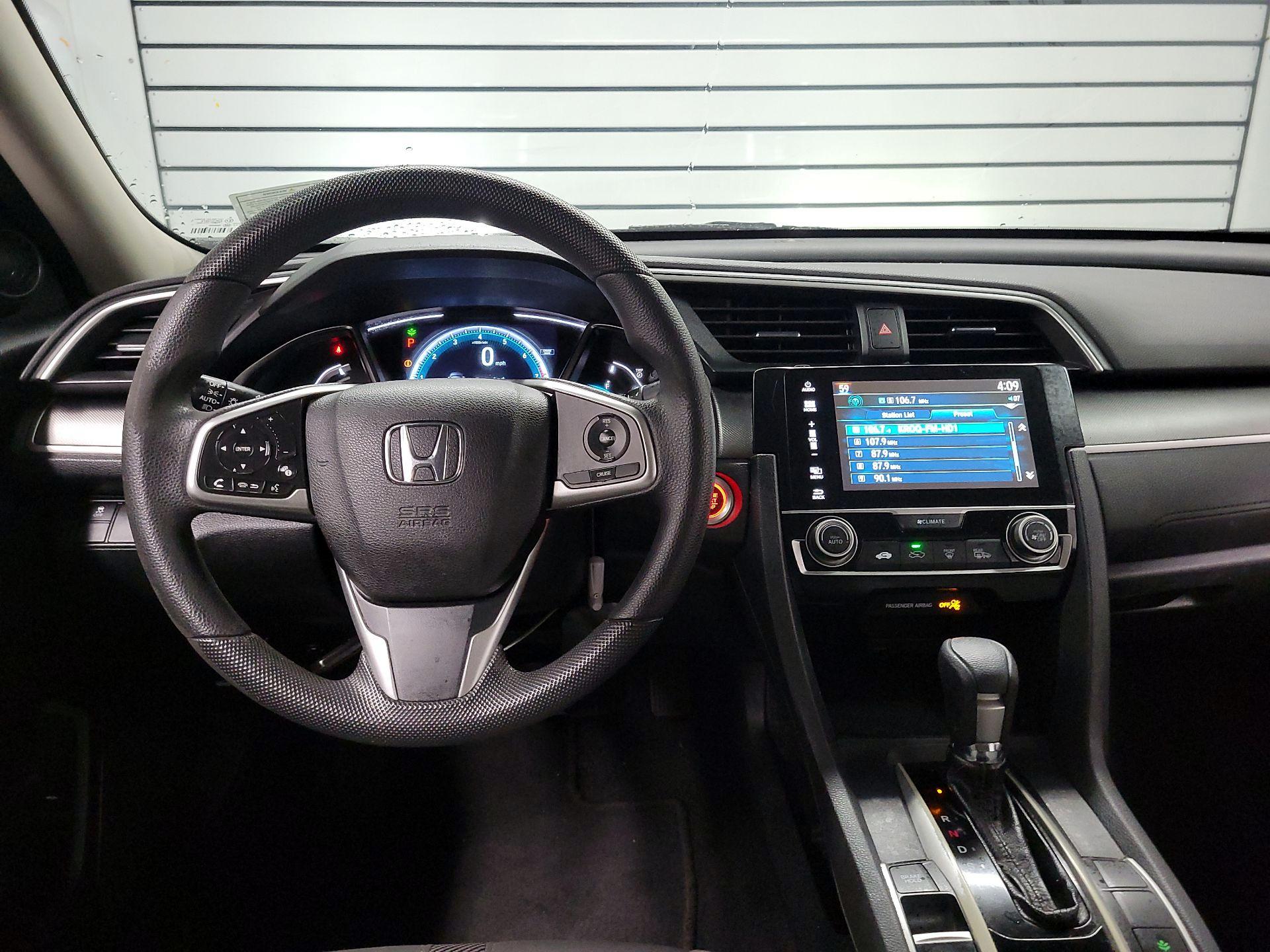 Thumbnail: 2017 Honda Civic - 9