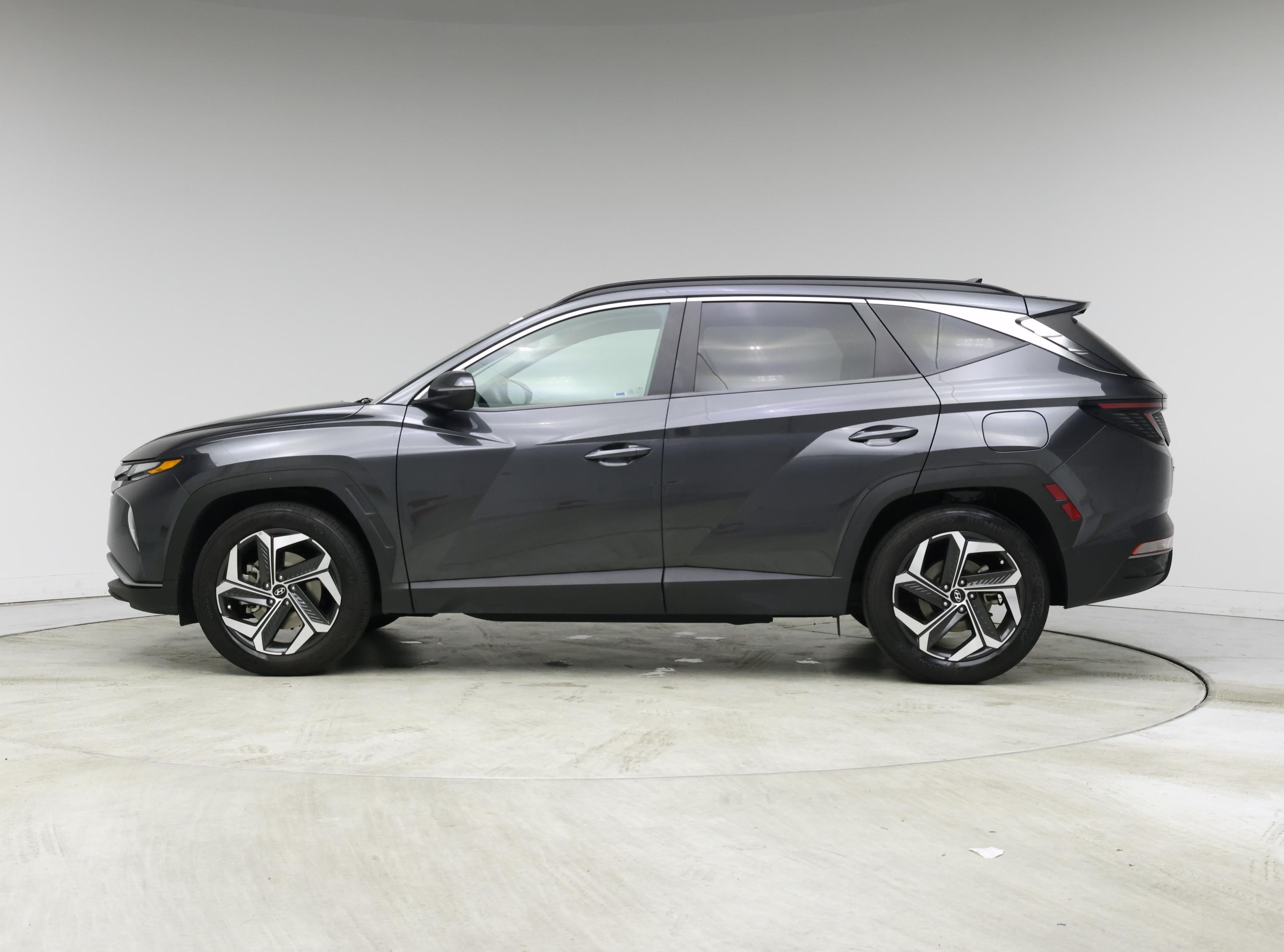 Thumbnail: 2022 Hyundai Tucson - 3