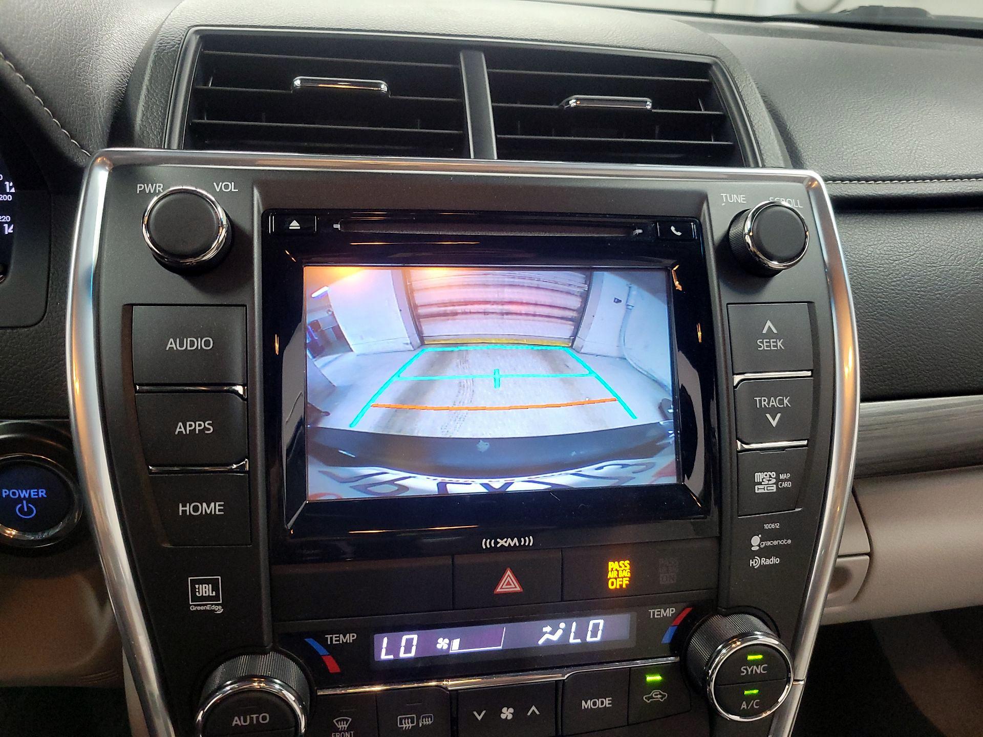 Thumbnail: 2016 Toyota Camry - 13