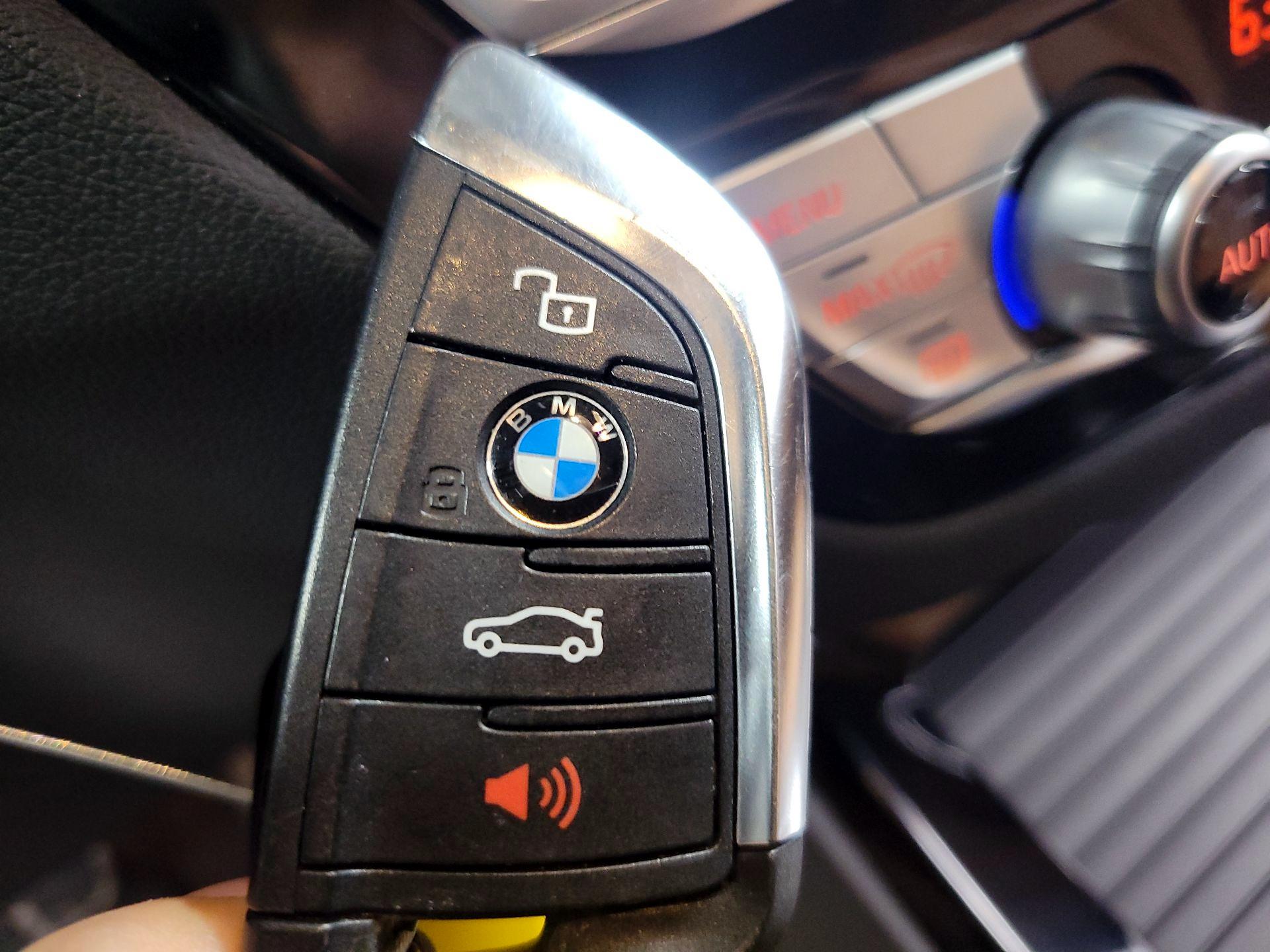 Thumbnail: 2021 BMW X3 - 20