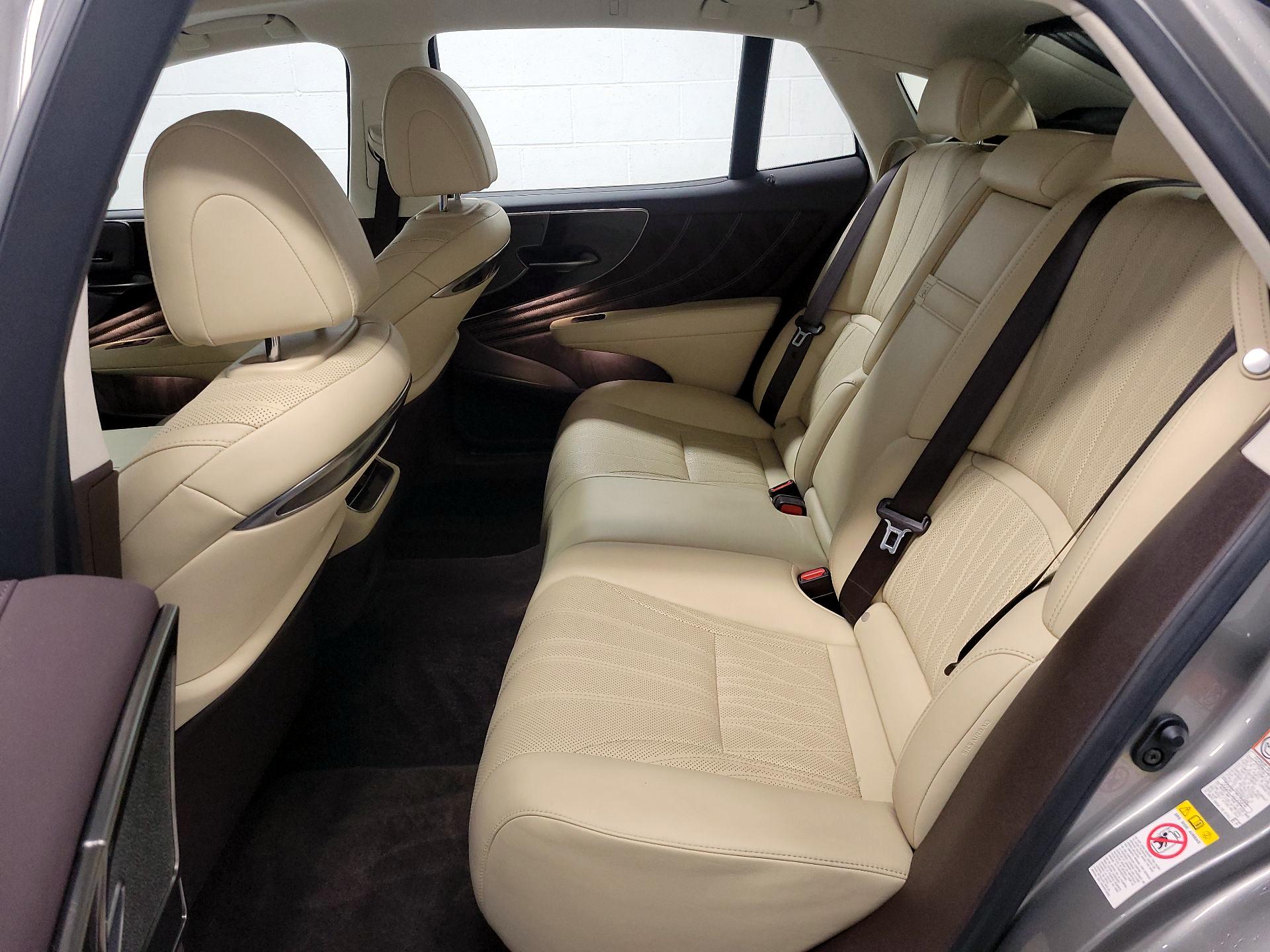 Thumbnail: 2018 Lexus LS - 17
