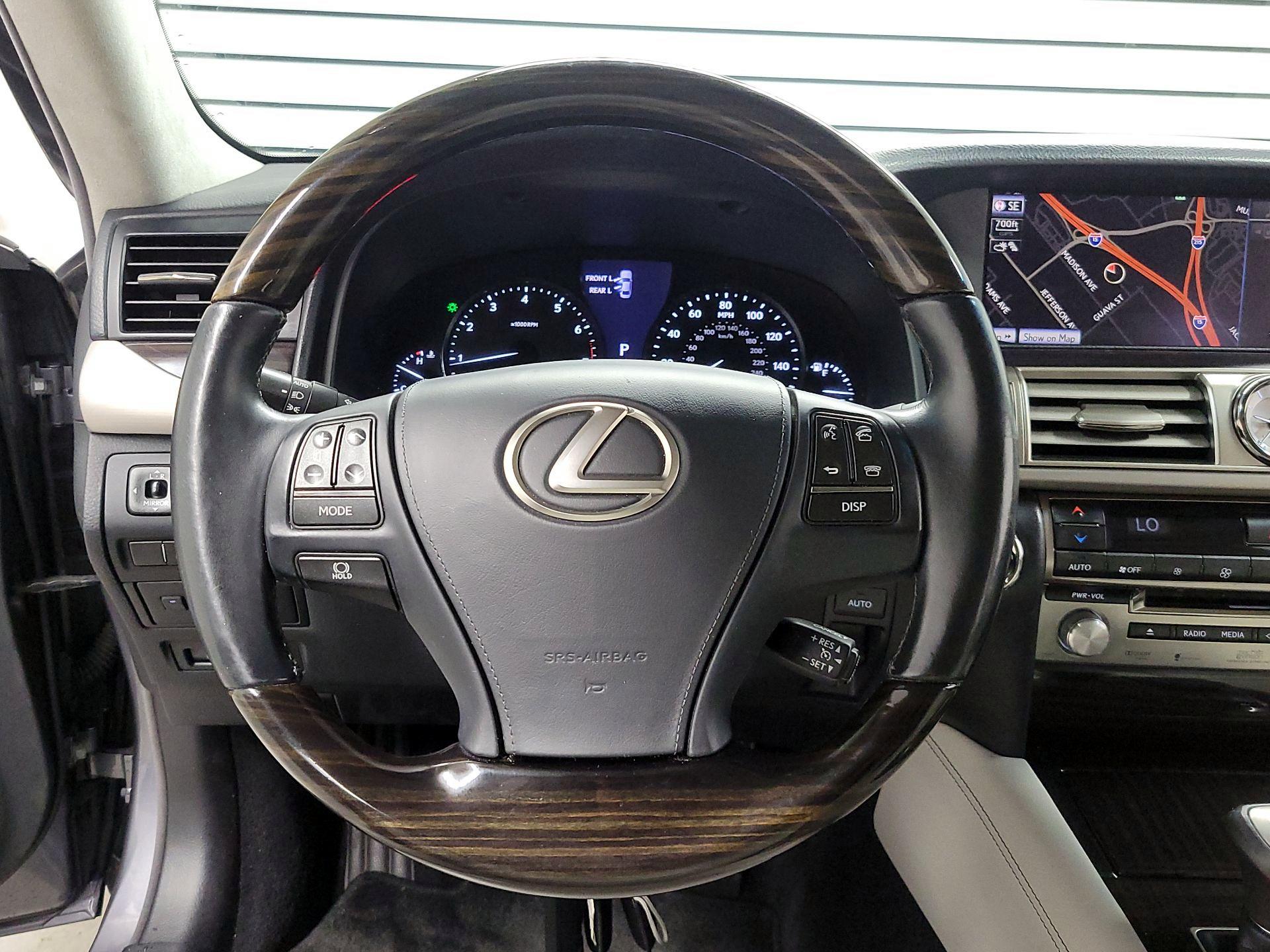 Thumbnail: 2014 Lexus LS - 10