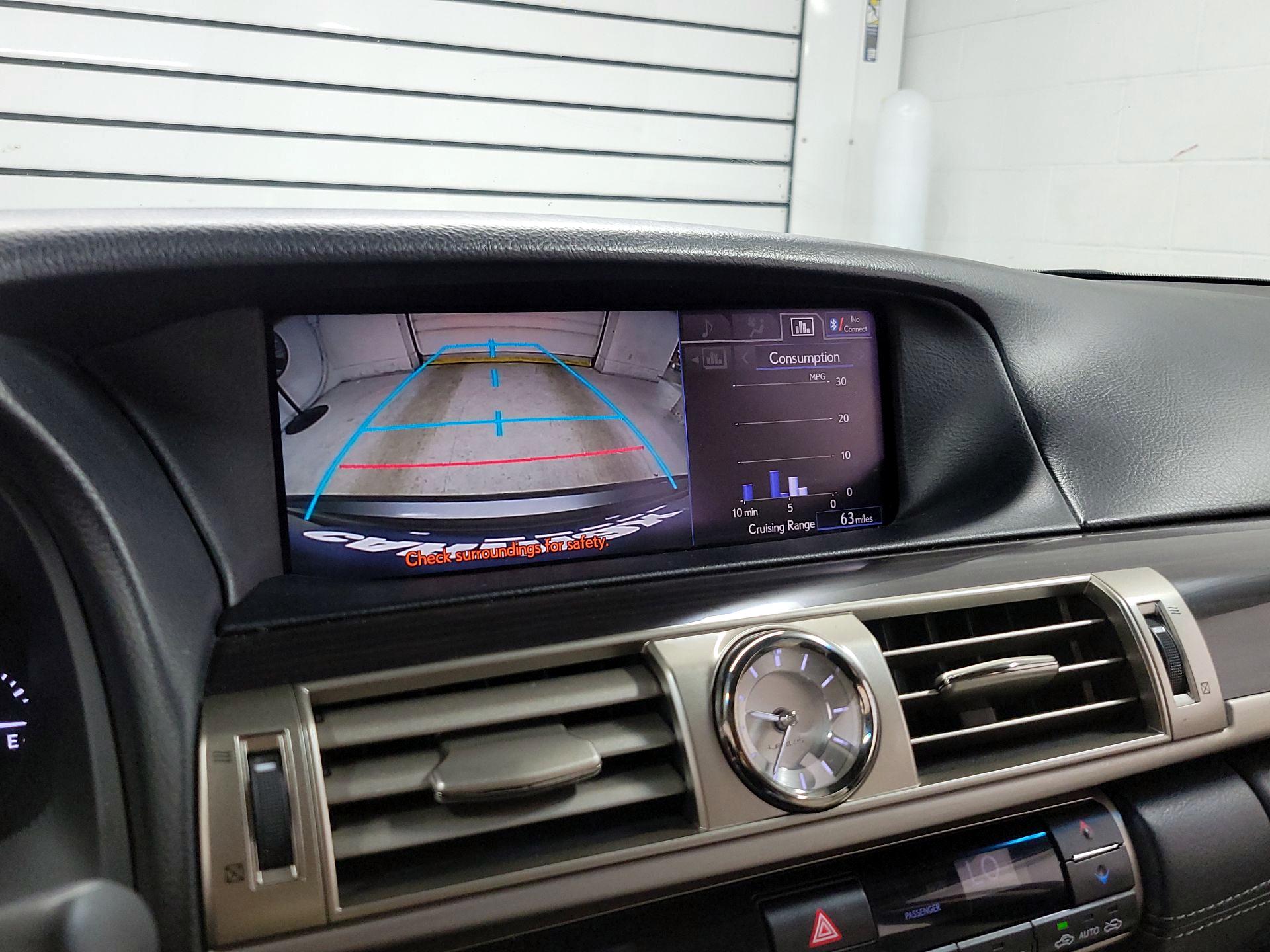 Thumbnail: 2014 Lexus LS - 14