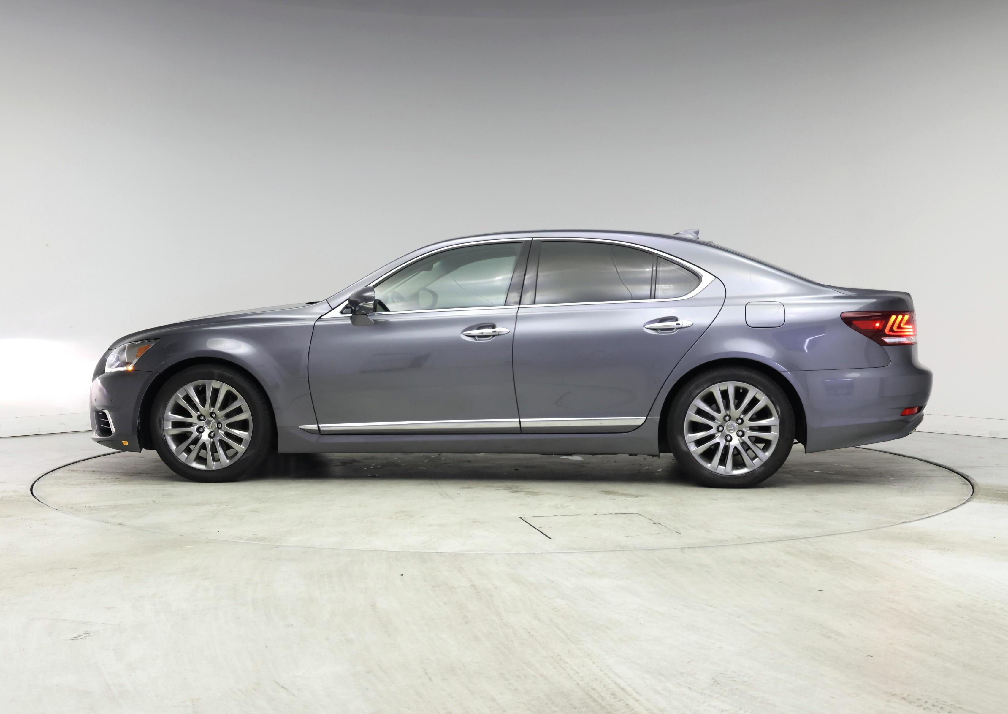 Thumbnail: 2014 Lexus LS - 3