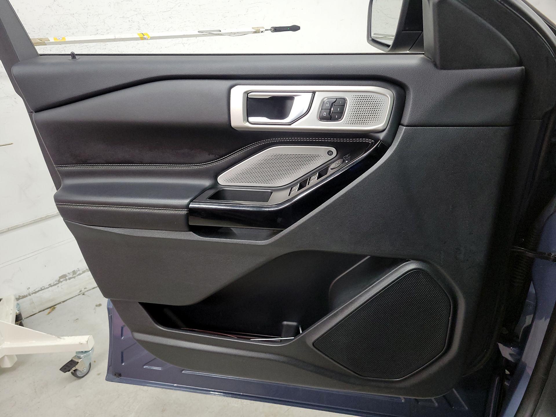 Thumbnail: 2021 Ford Explorer - 12