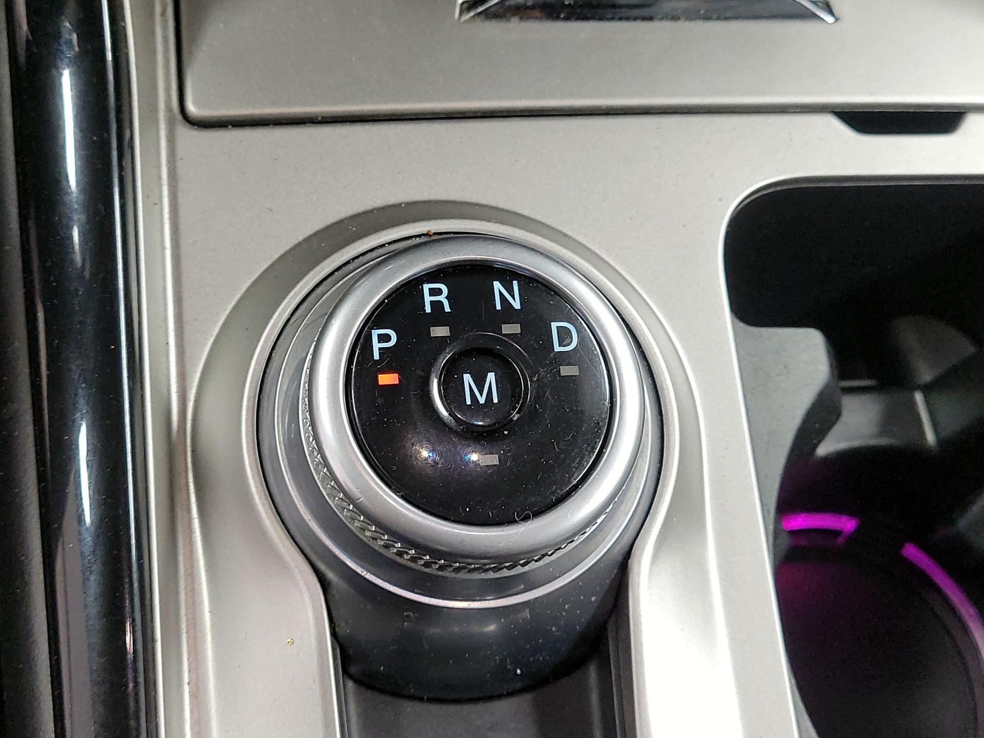 Thumbnail: 2021 Ford Explorer - 17