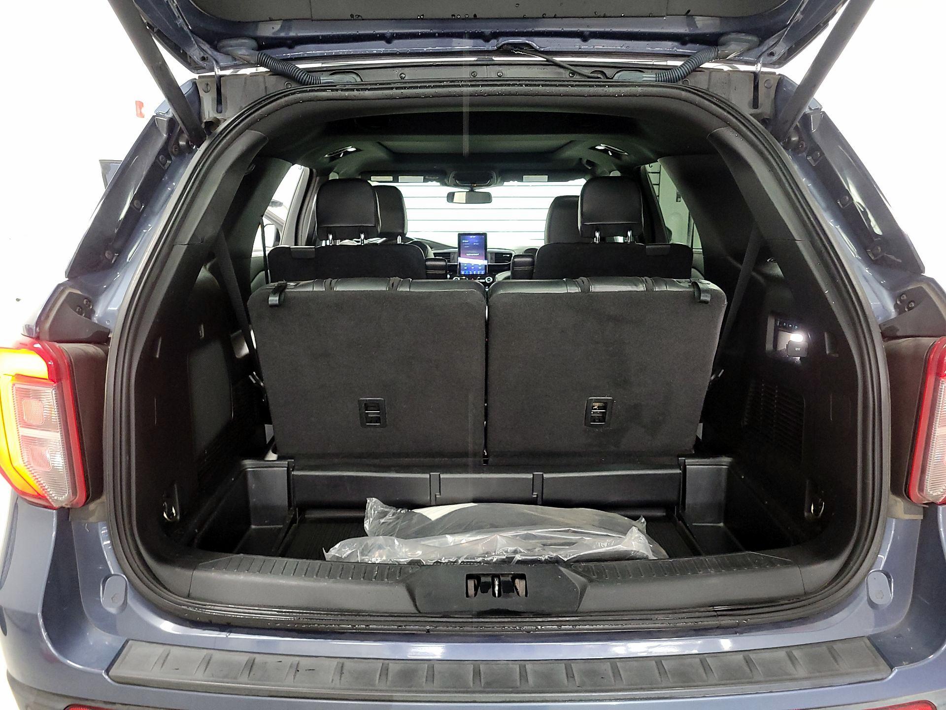 Thumbnail: 2021 Ford Explorer - 19