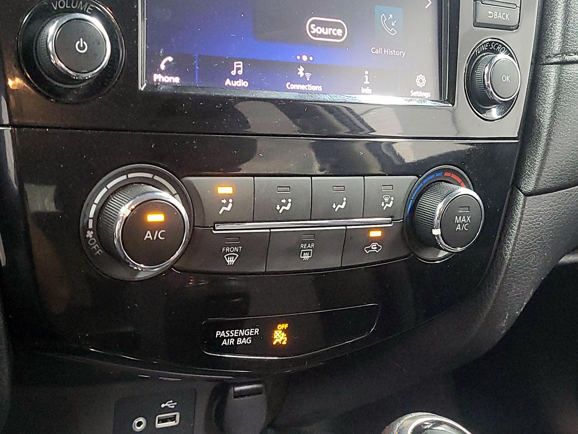 Thumbnail: 2020 Nissan Rogue - 15