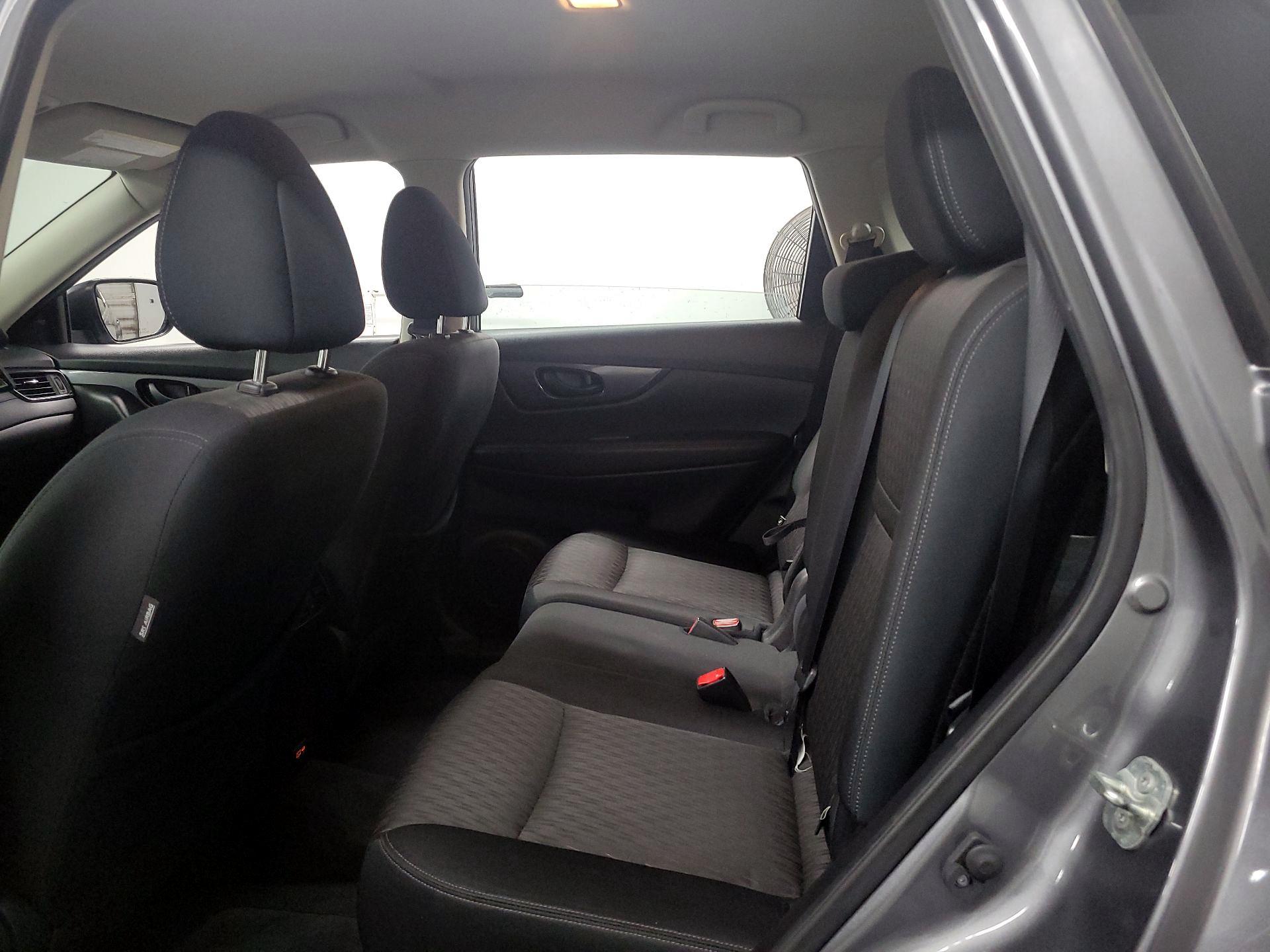 Thumbnail: 2020 Nissan Rogue - 17