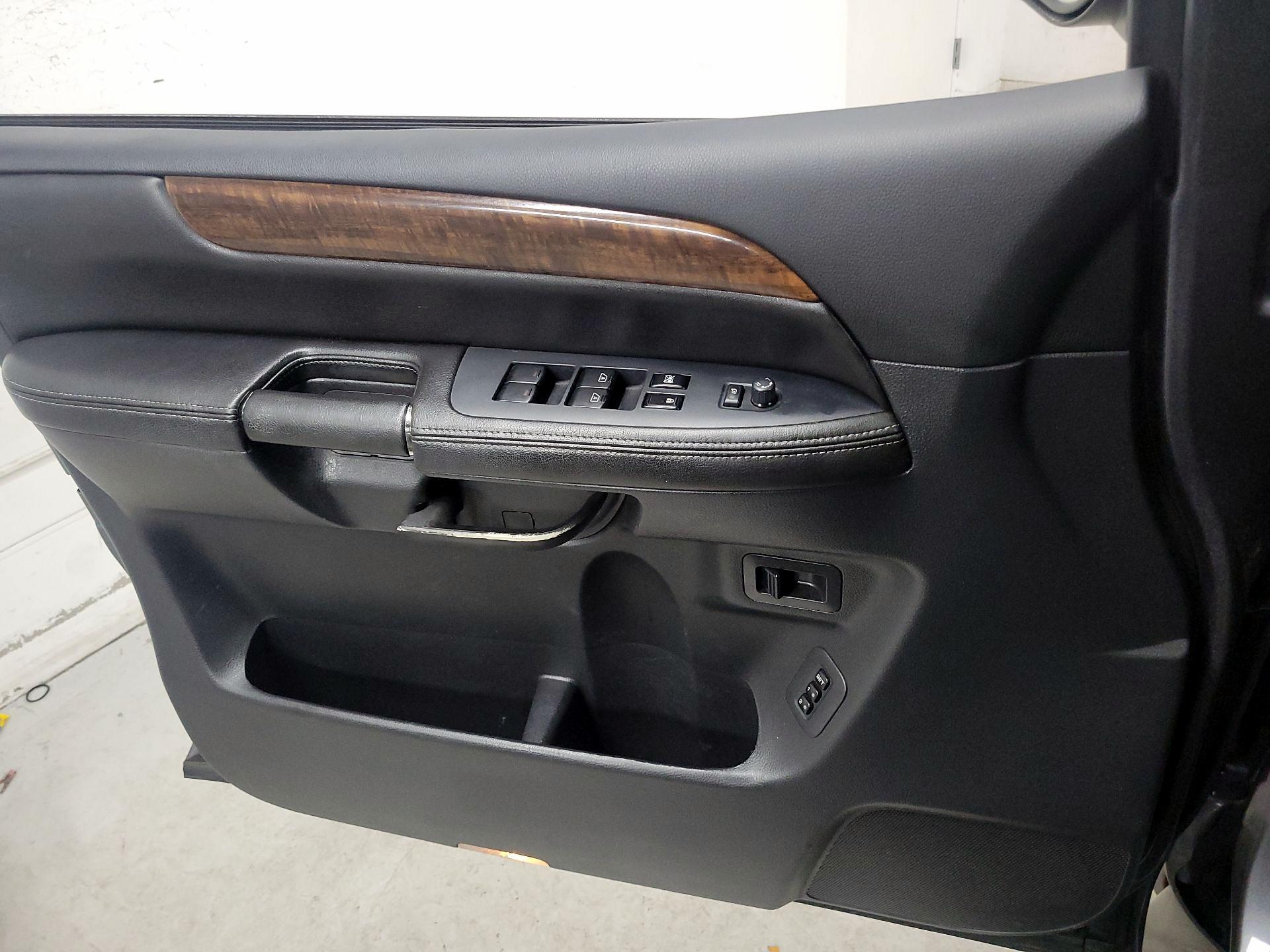 Thumbnail: 2014 Nissan Armada - 12