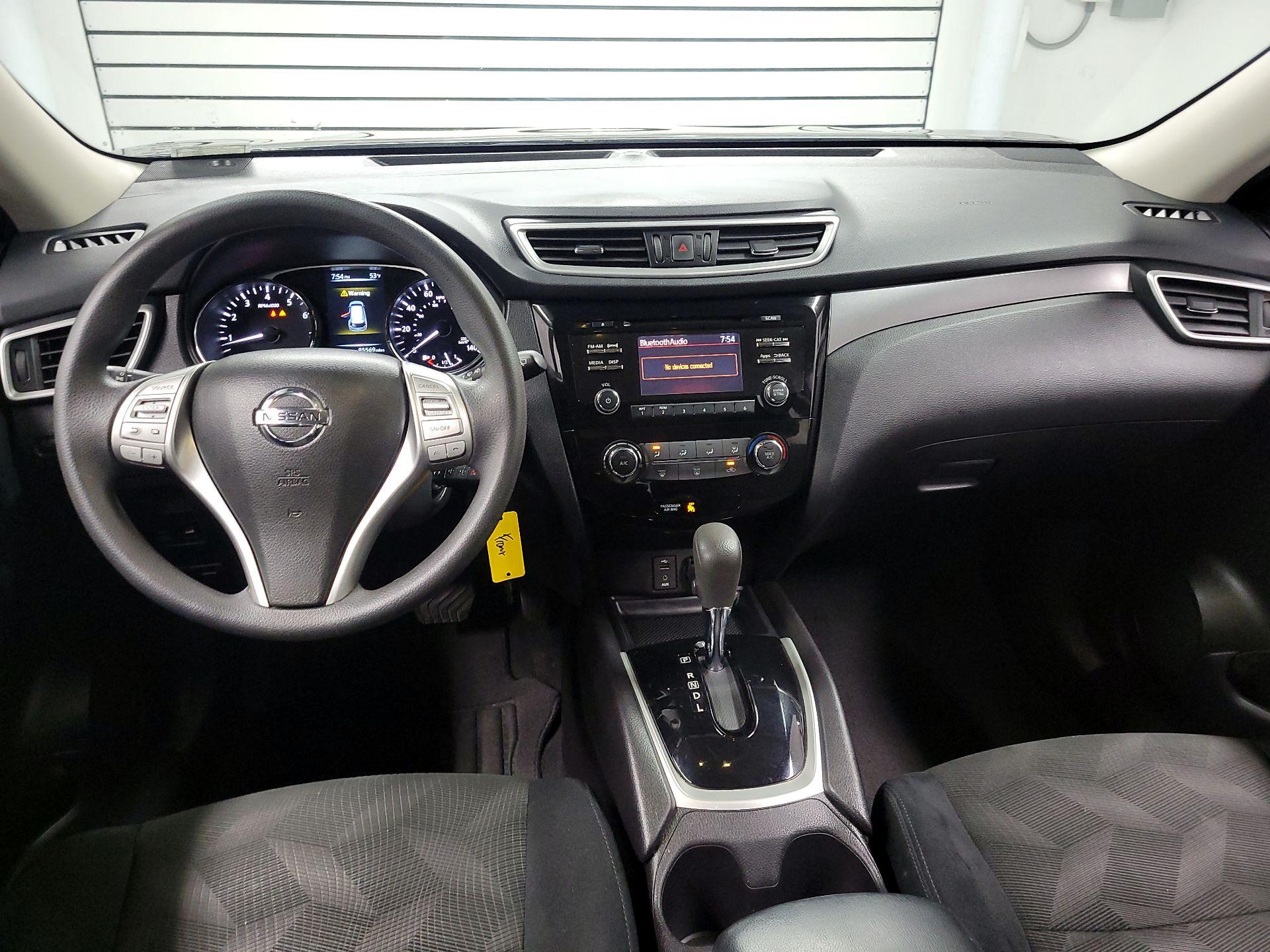 Thumbnail: 2015 Nissan Rogue - 9